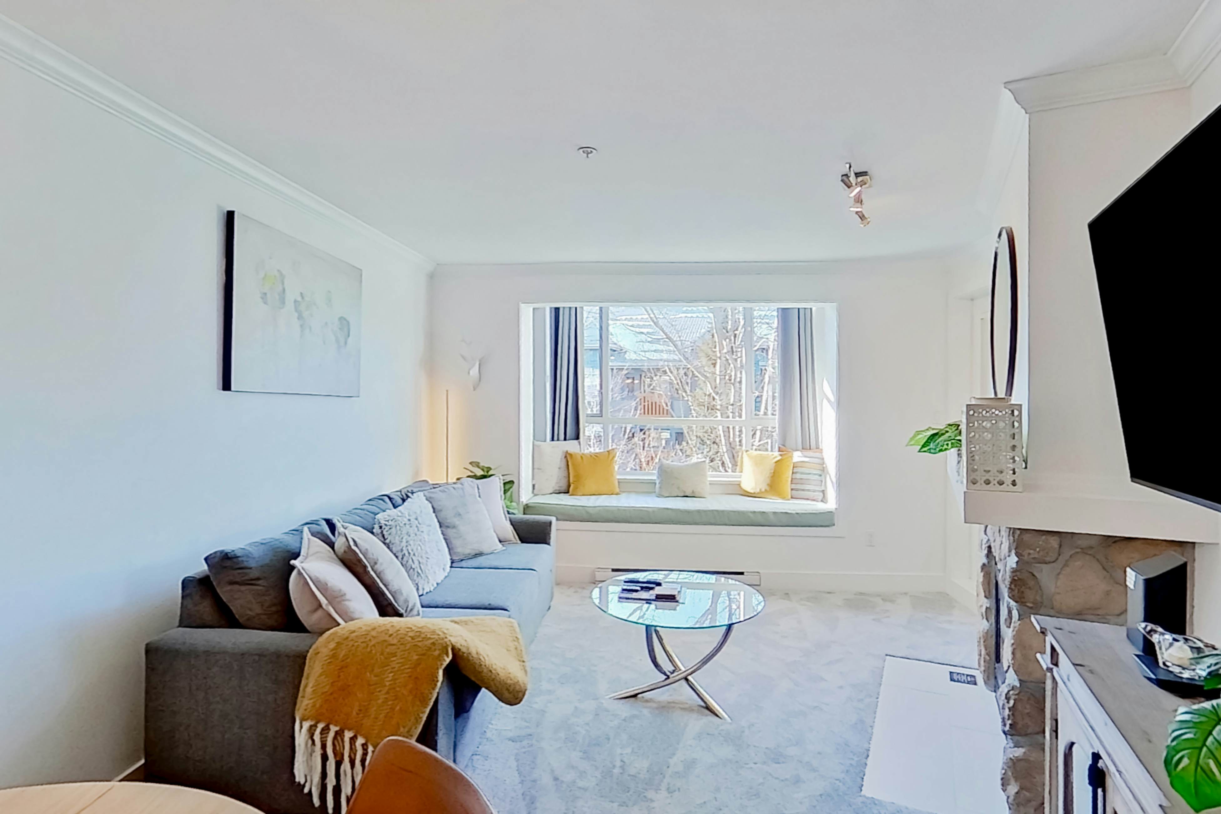 Town Plaza, Unit 427