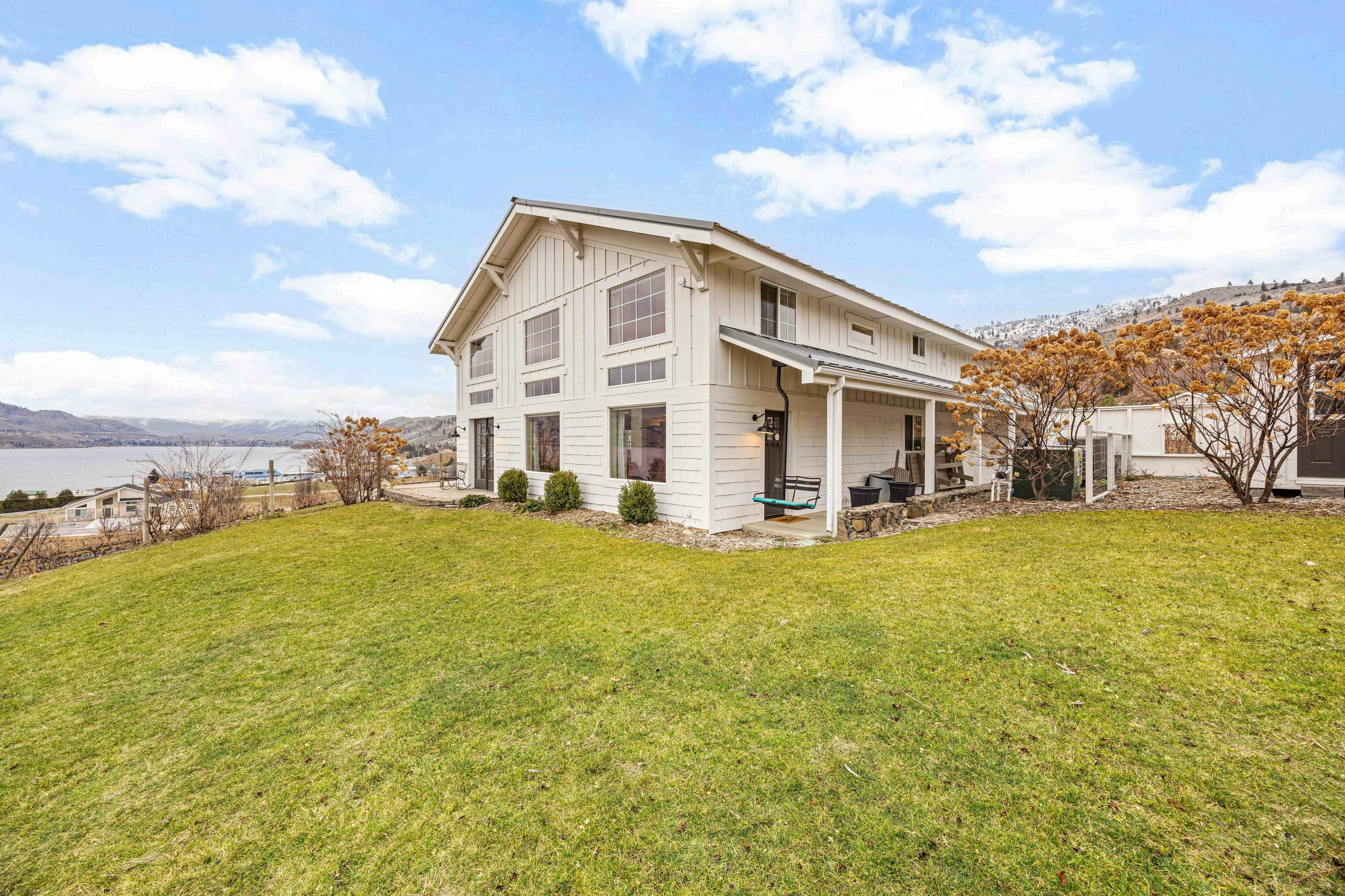 Fielding Hills Winery Guest House