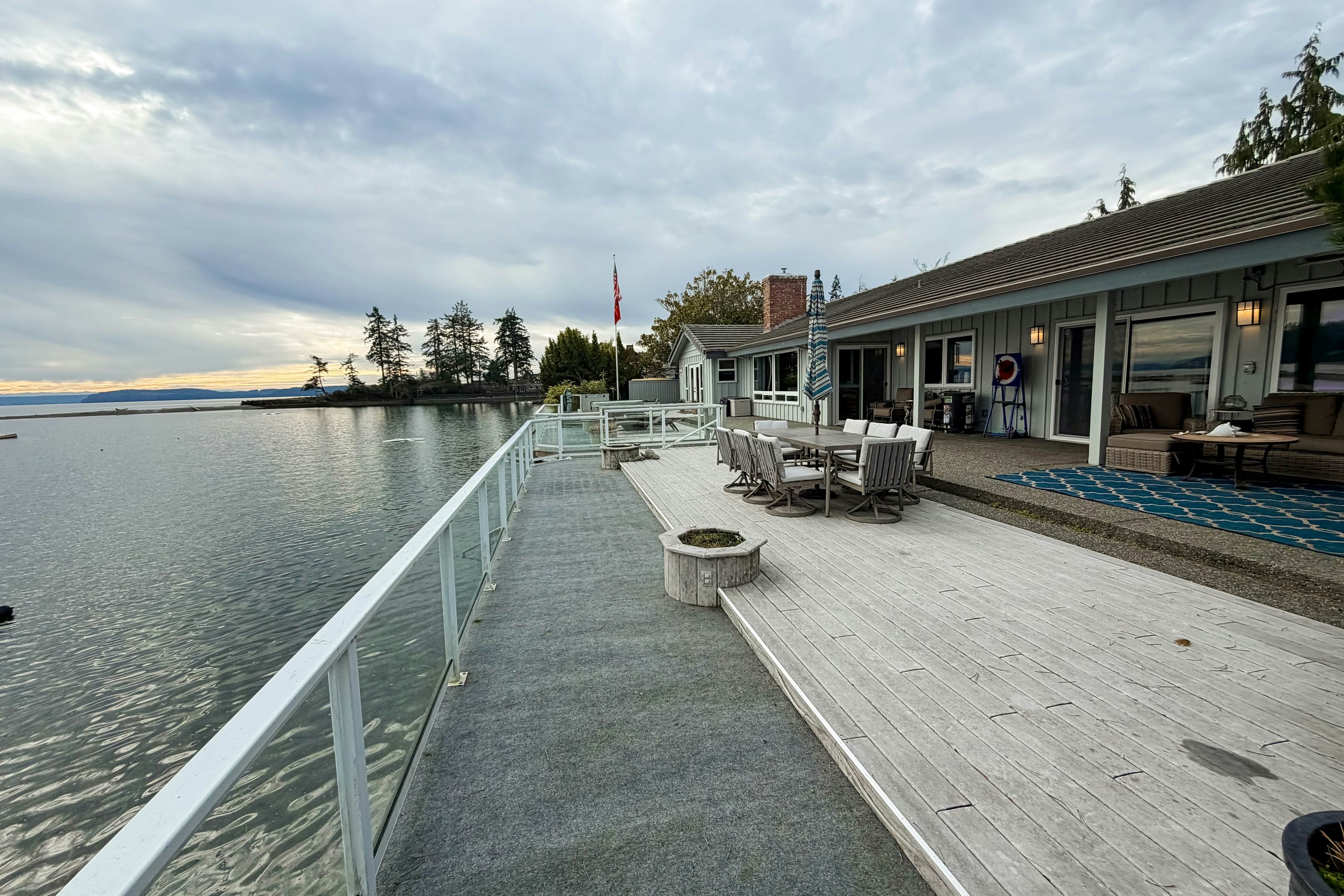 Shaws Cove Beachouse