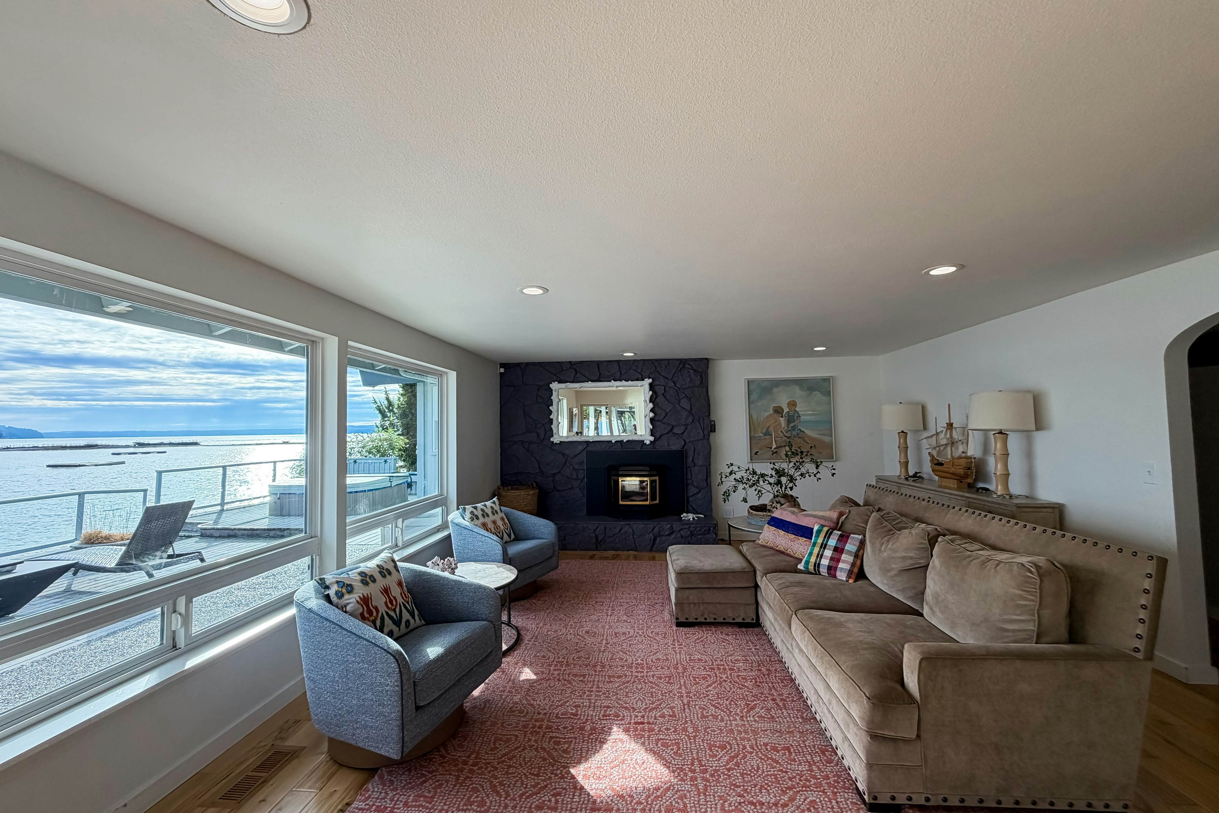 Shaws Cove Beachouse