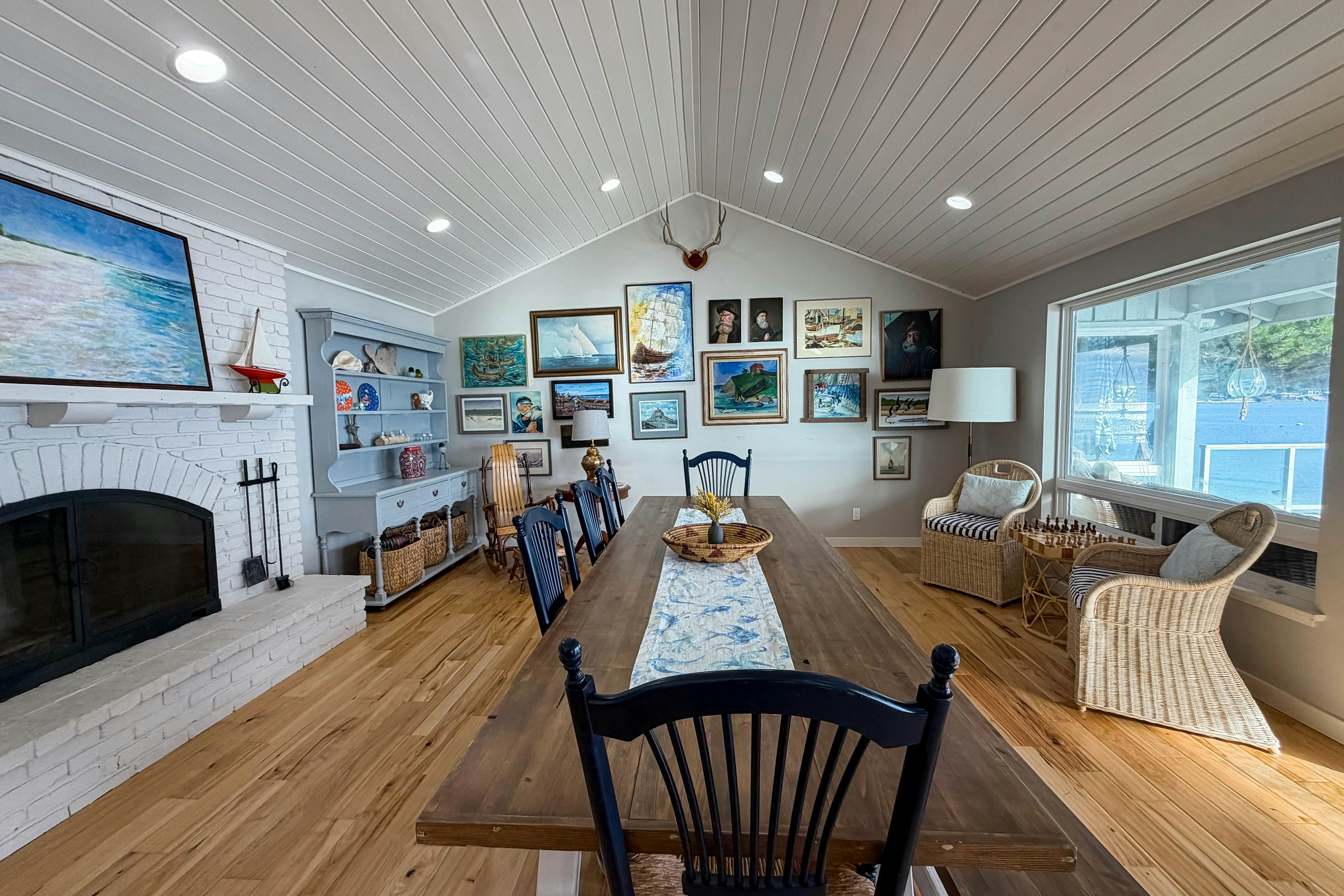 Shaws Cove Beachouse