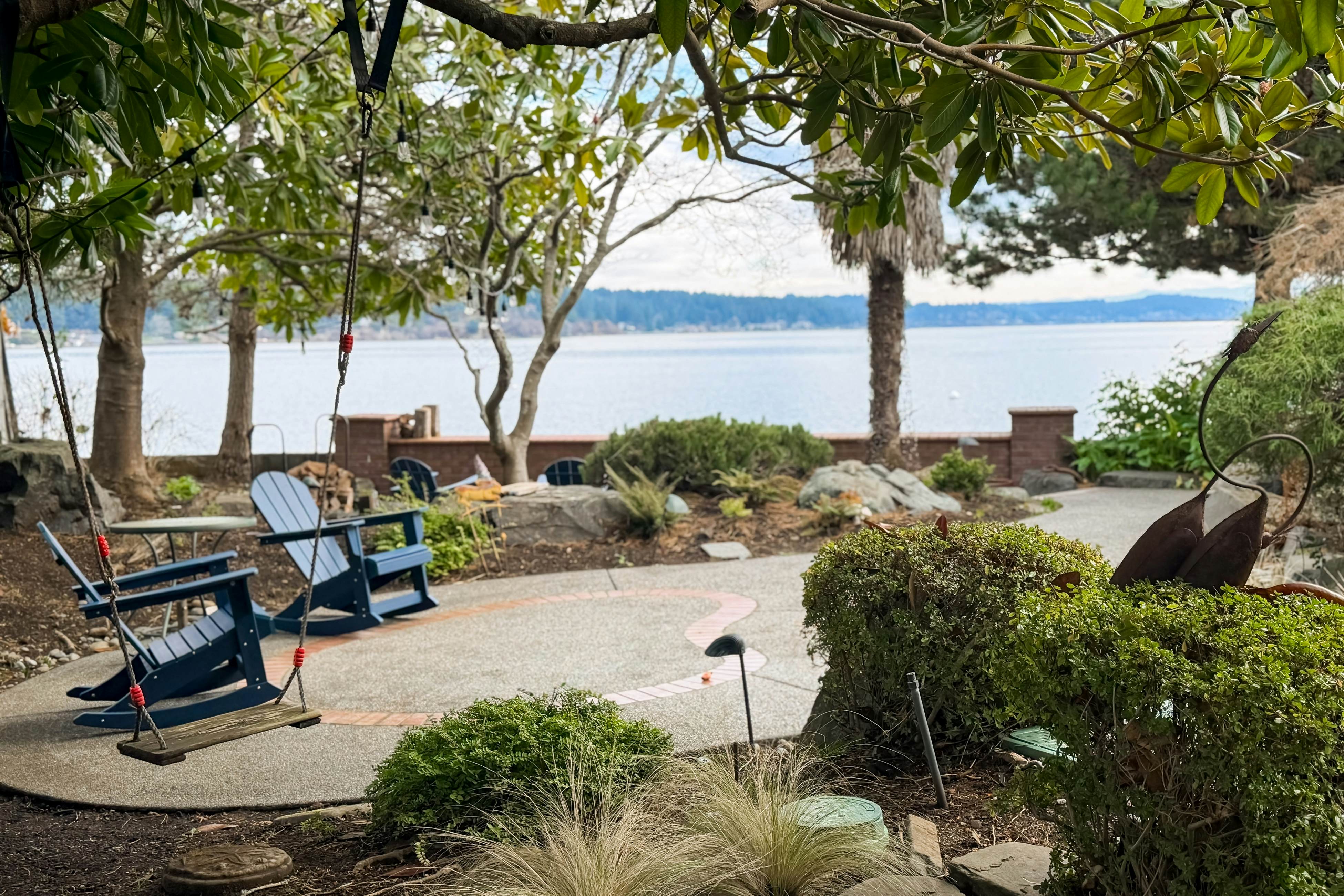 Shaws Cove Beachouse