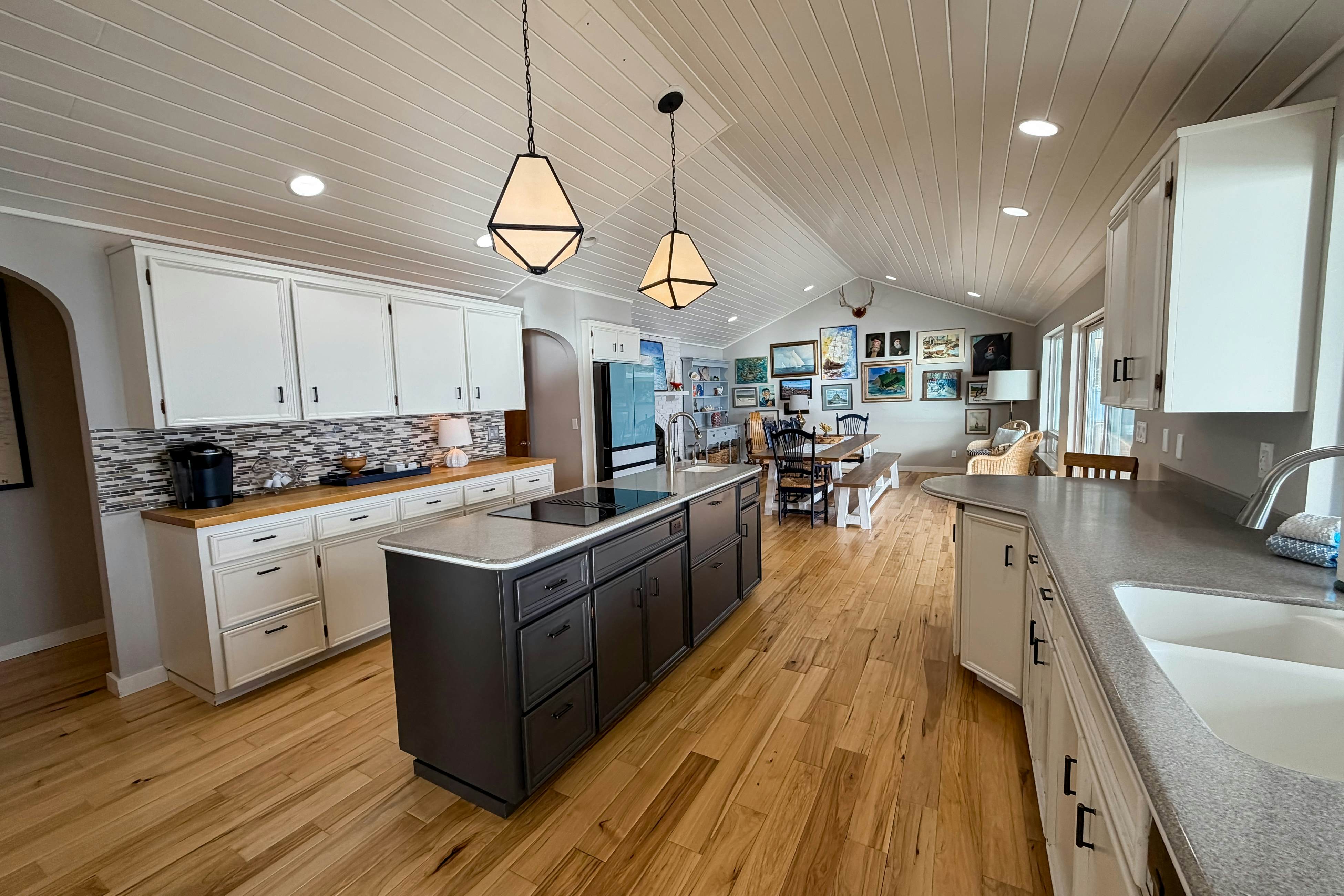 Shaws Cove Beachouse