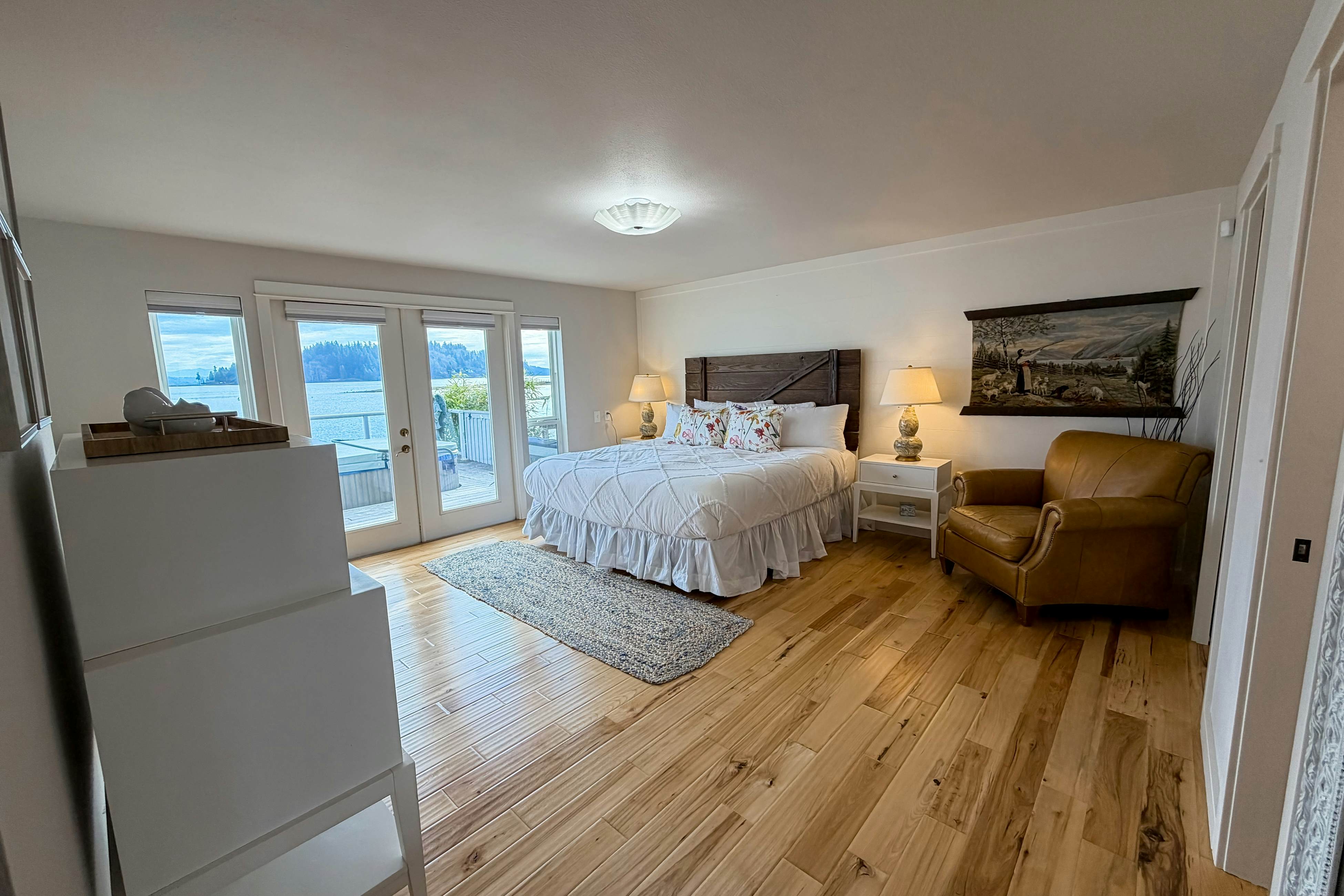 Shaws Cove Beachouse