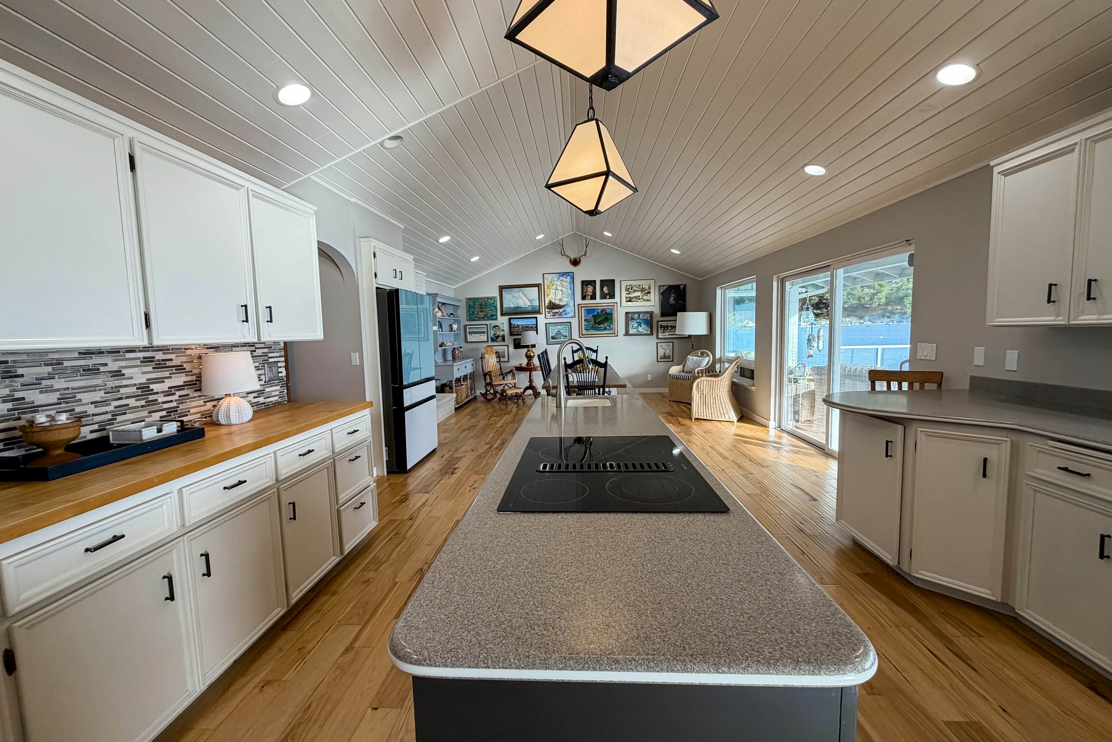 Shaws Cove Beachouse