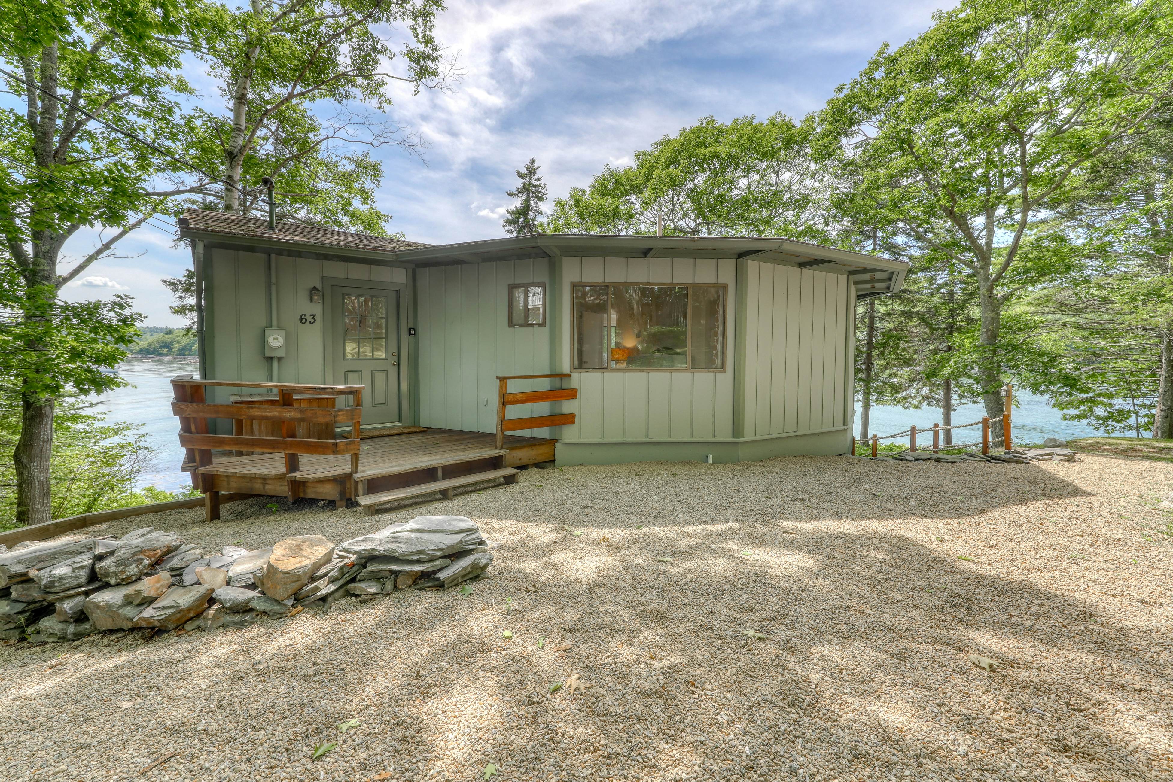 The Moose & Sea Breeze Grand Suite