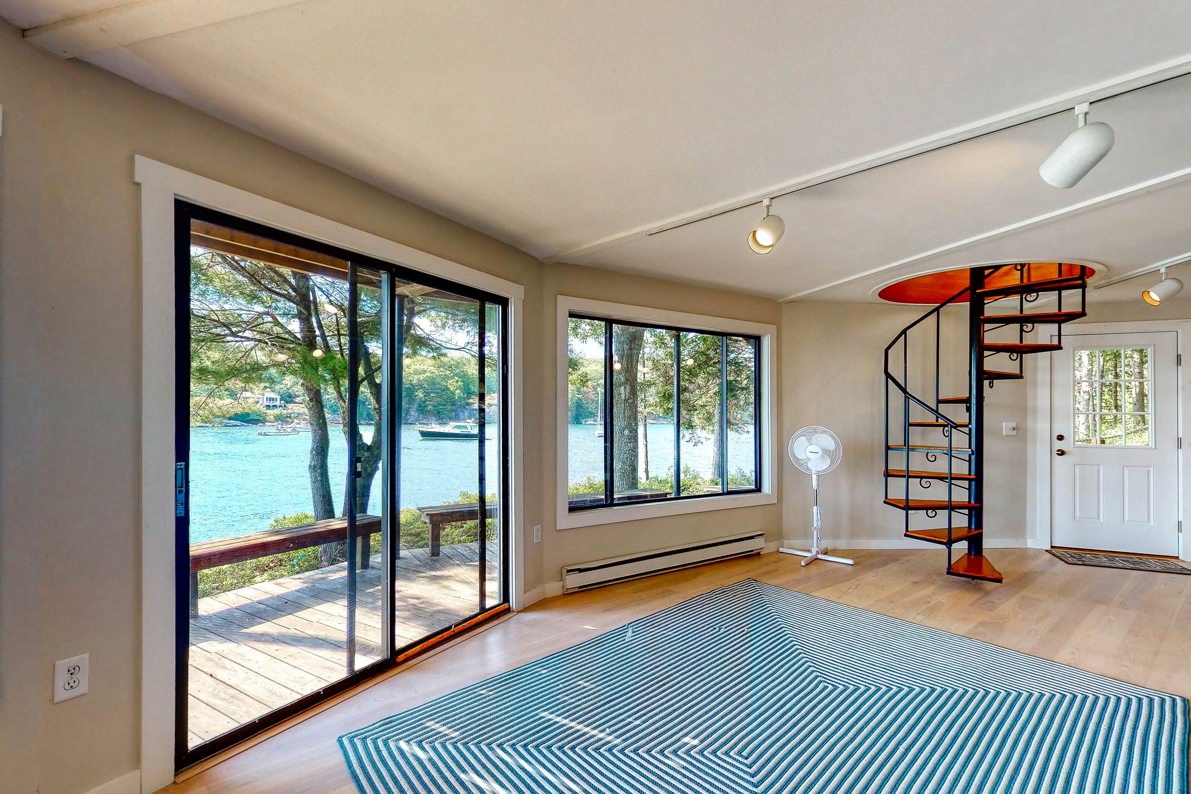 The Moose & Sea Breeze Grand Suite