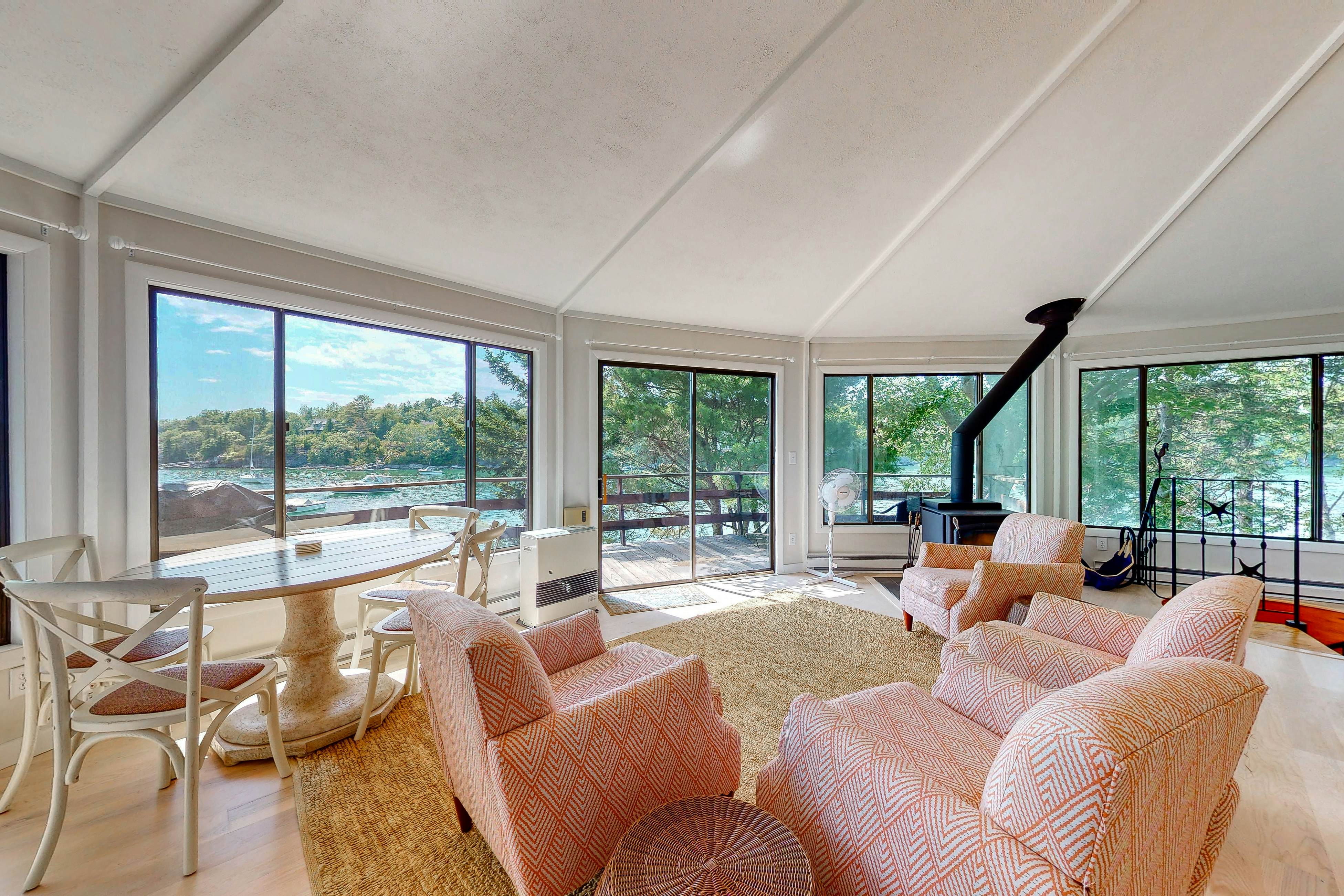 The Moose & Sea Breeze Grand Suite