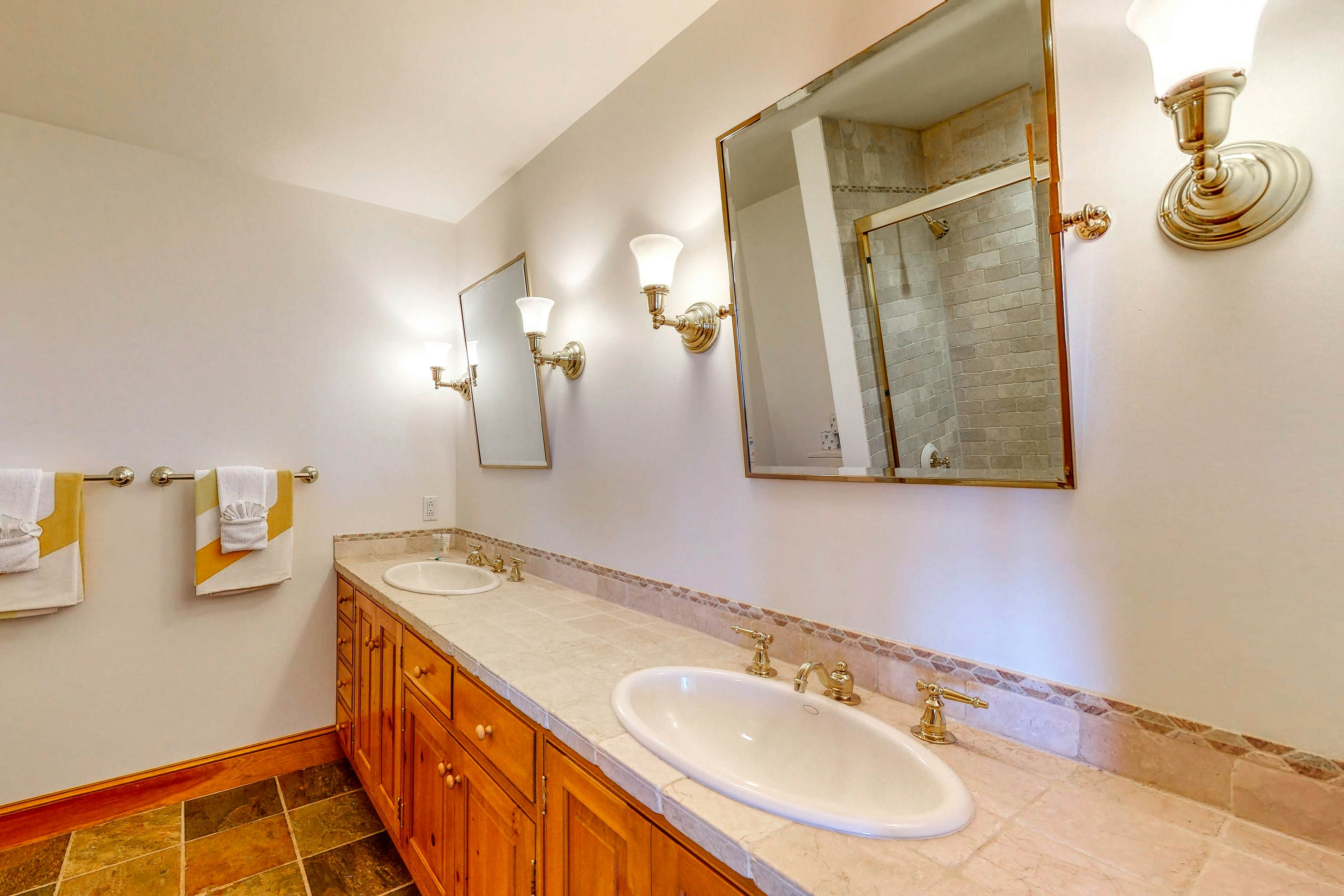 The Moose & Sea Breeze Grand Suite