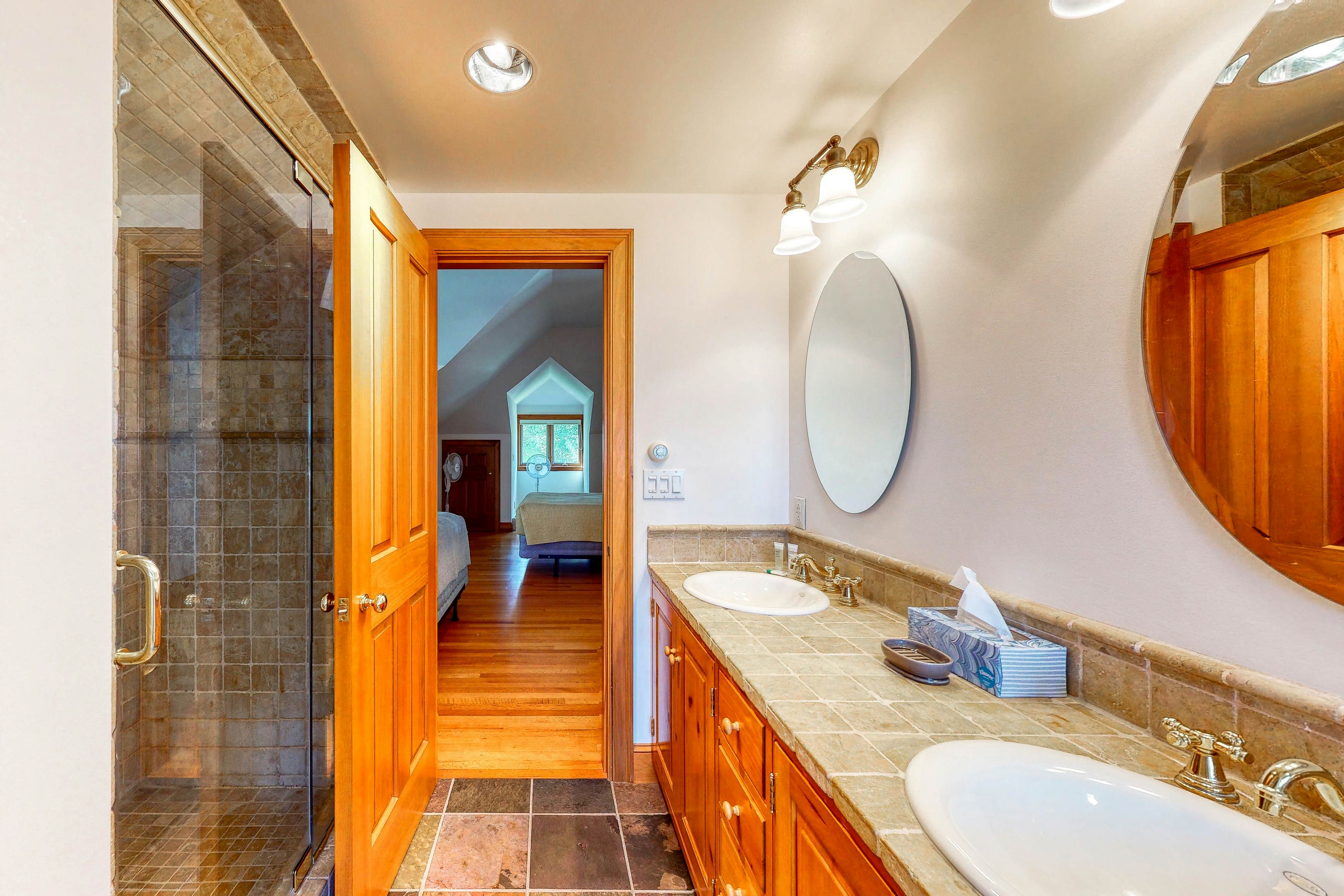 The Moose & Sea Breeze Grand Suite