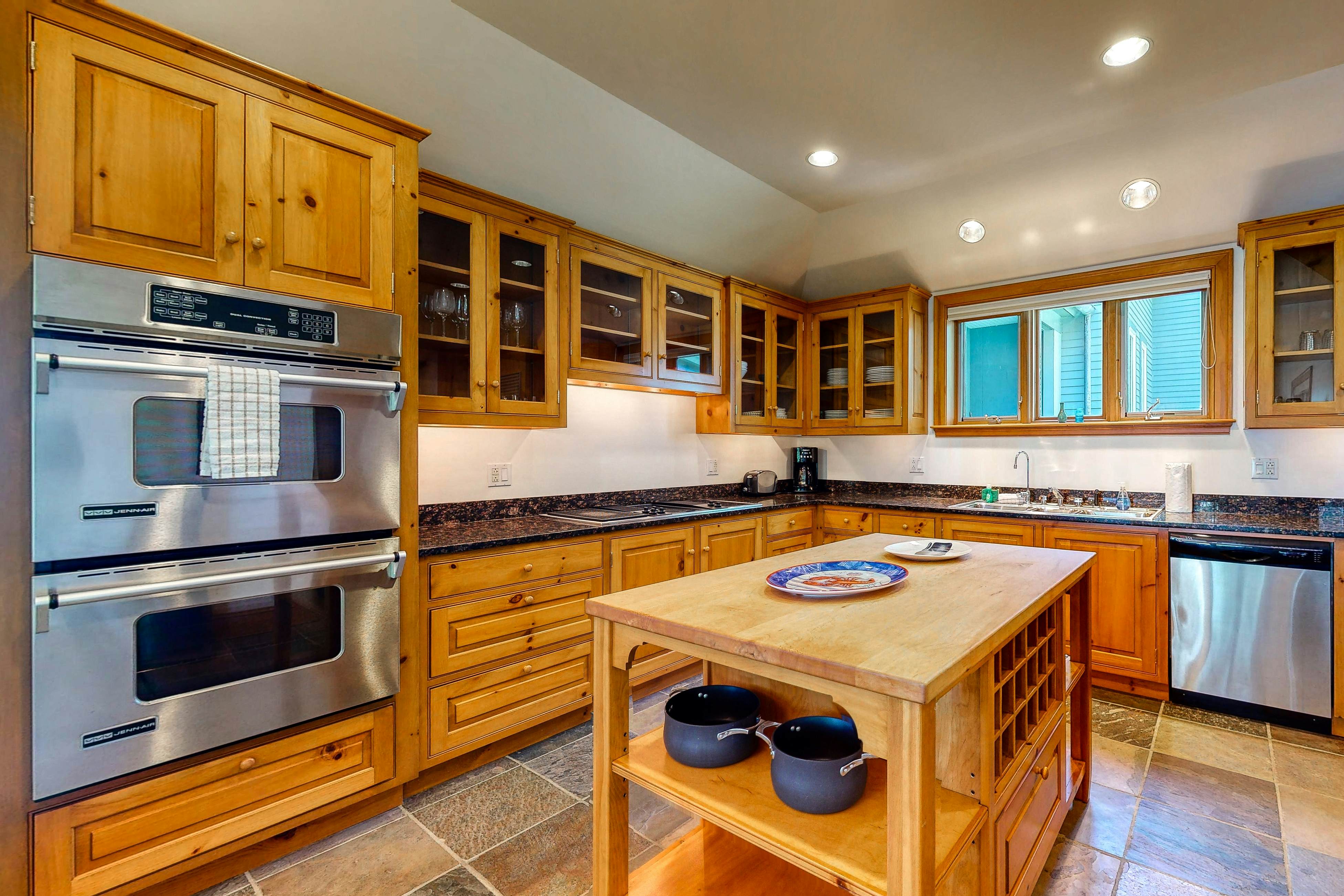 The Moose & Sea Breeze Grand Suite