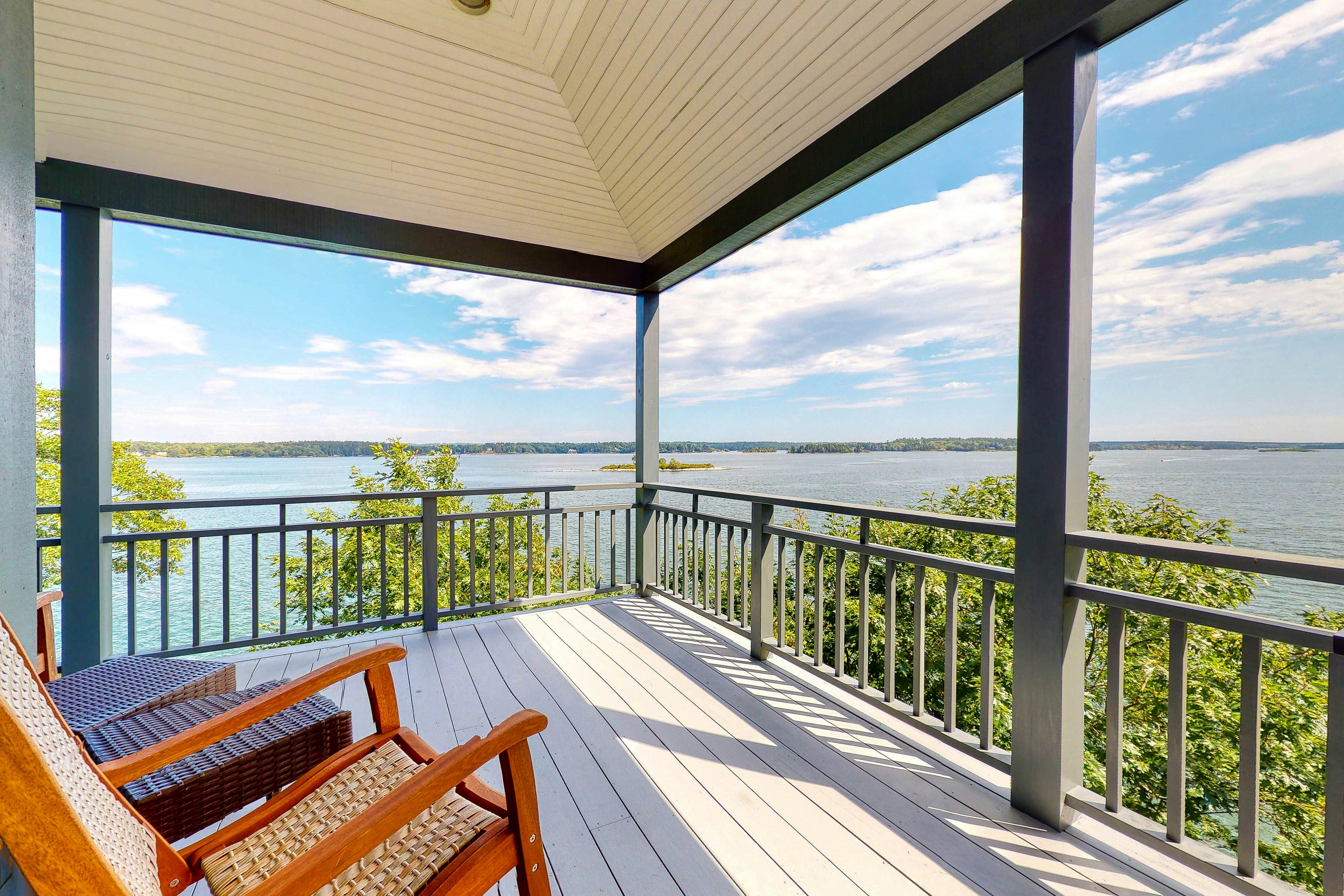 The Moose & Sea Breeze Grand Suite