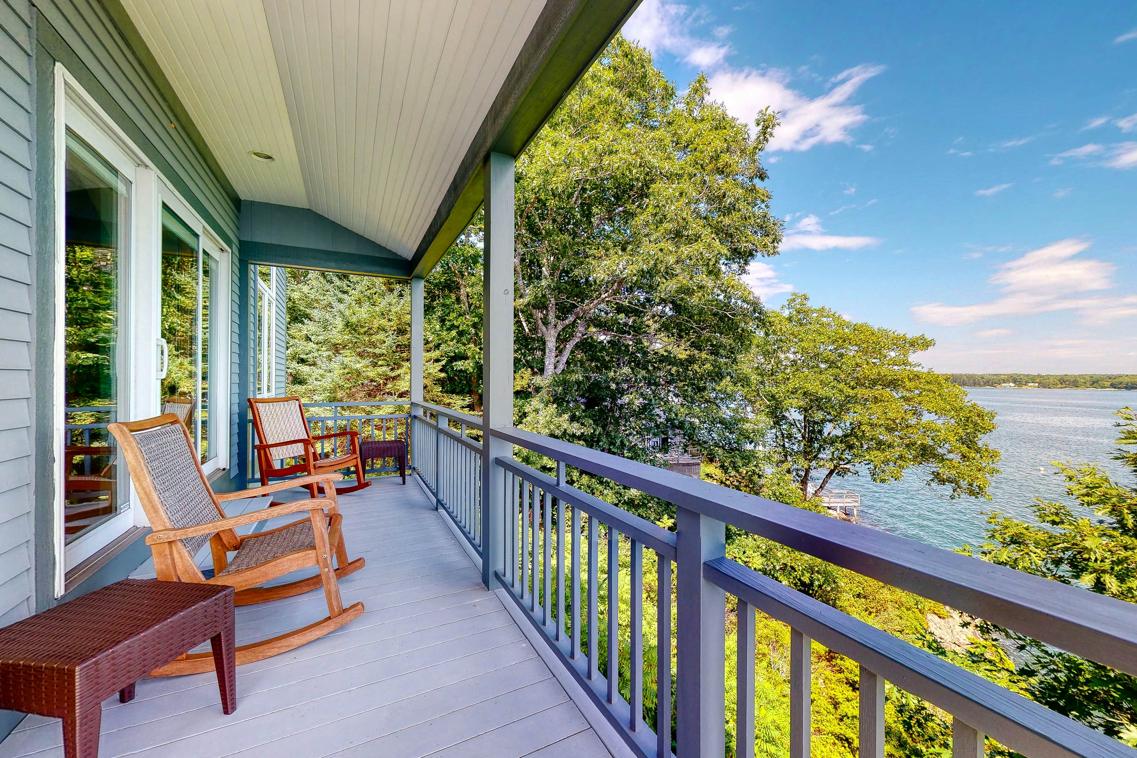 The Moose & Sea Breeze Grand Suite