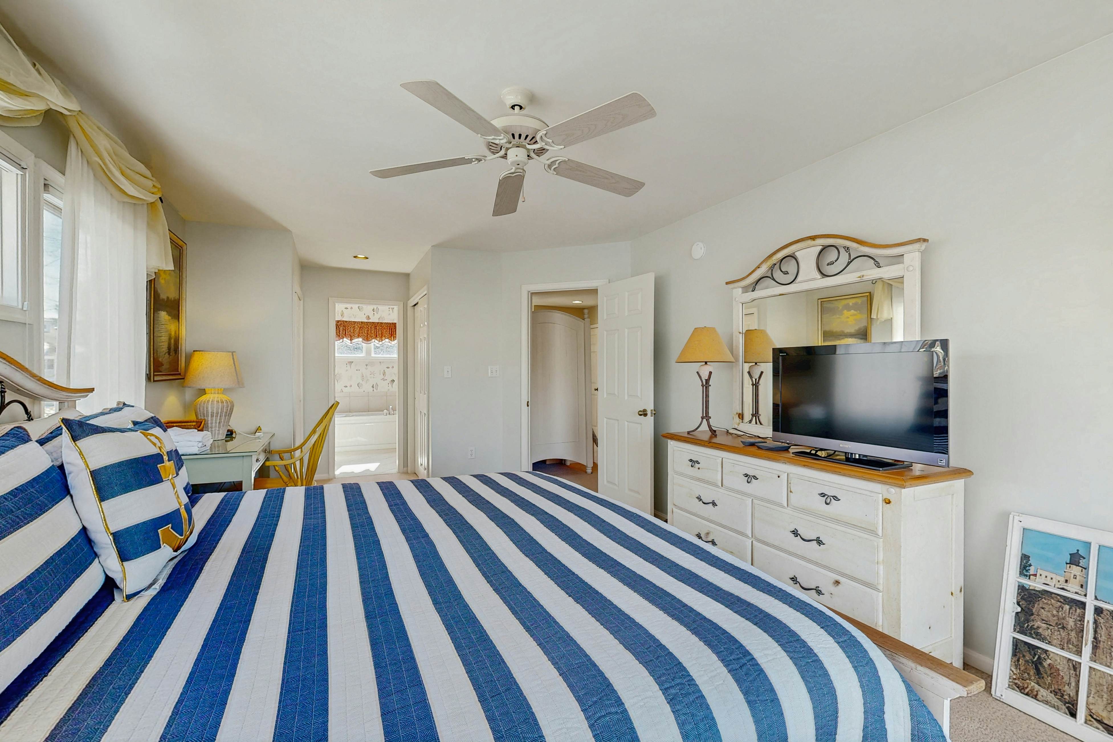 Sea Colony - 55006 Pine View Rd