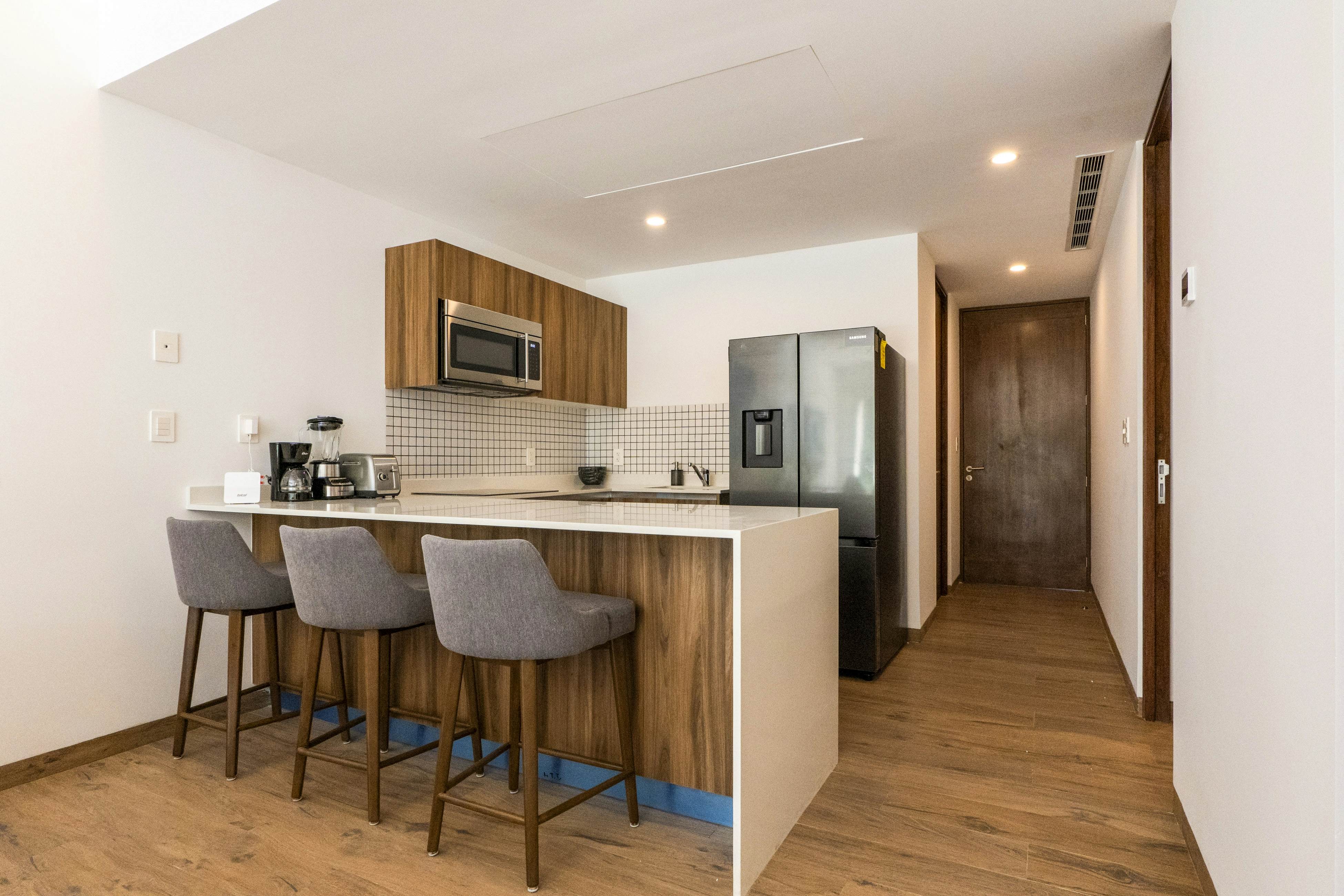 Whispering Palms TL B114