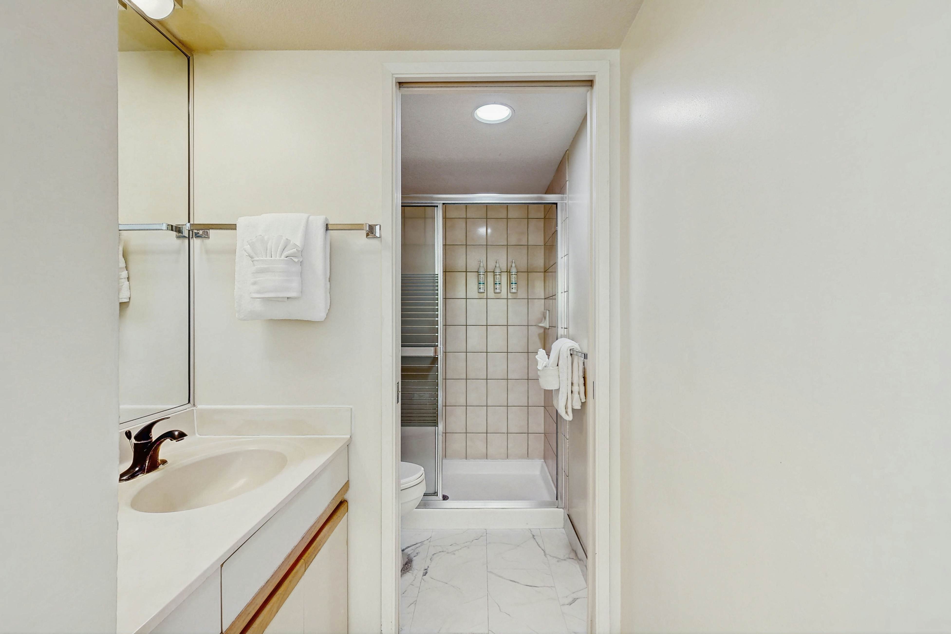 Maui Banyan Q203 [Whole Condo]