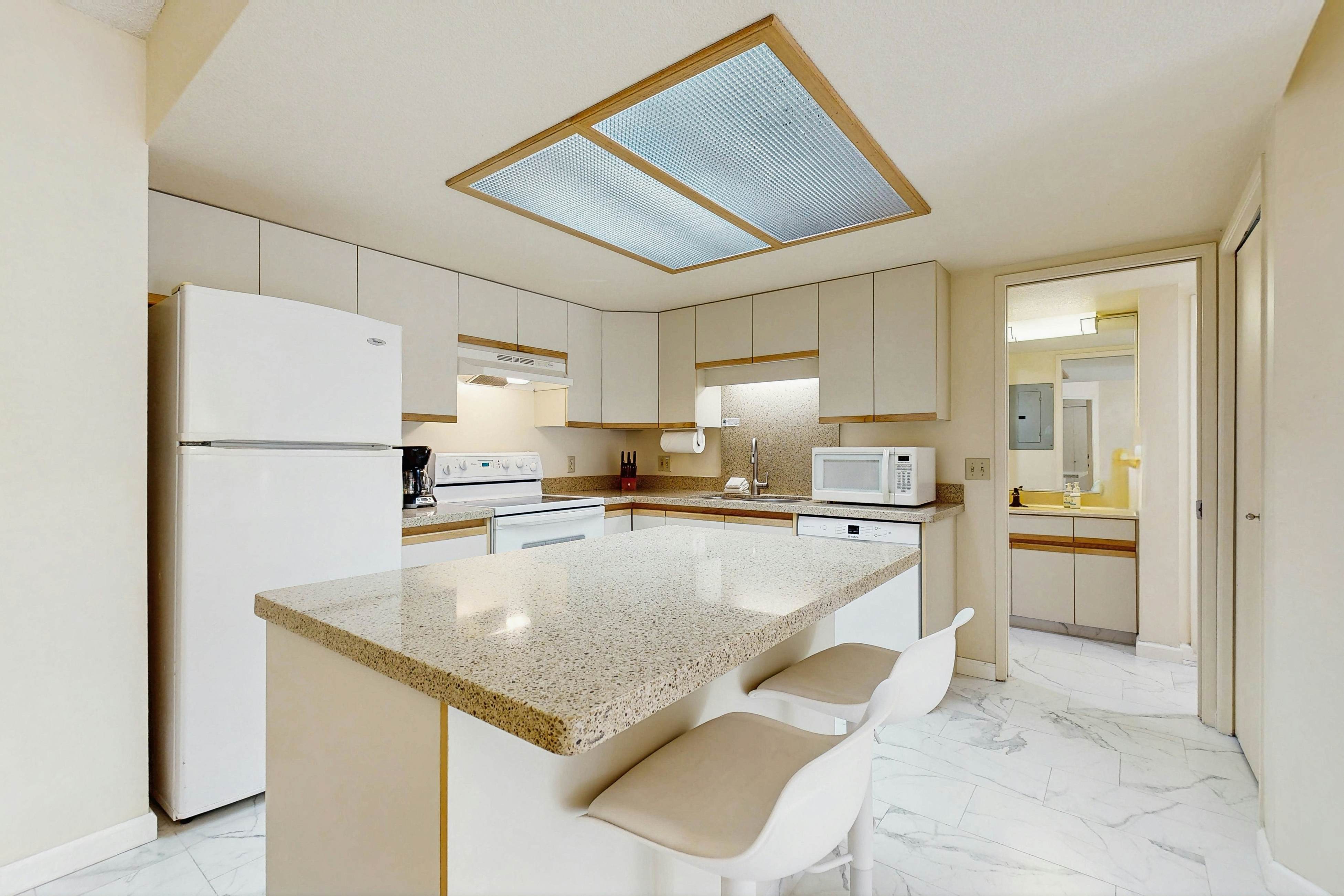 Maui Banyan Q203 [Whole Condo]