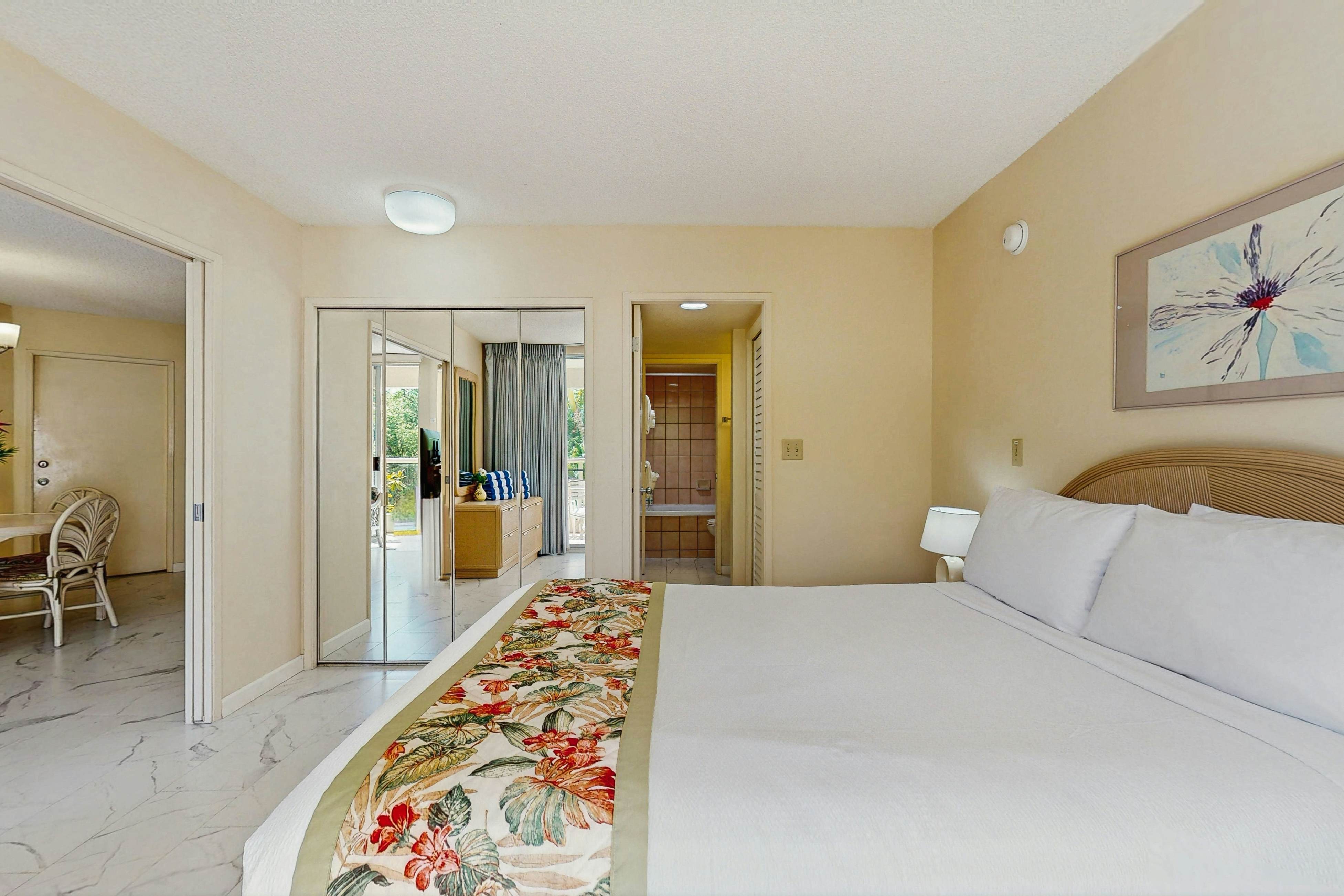 Maui Banyan Q203B [Condo]