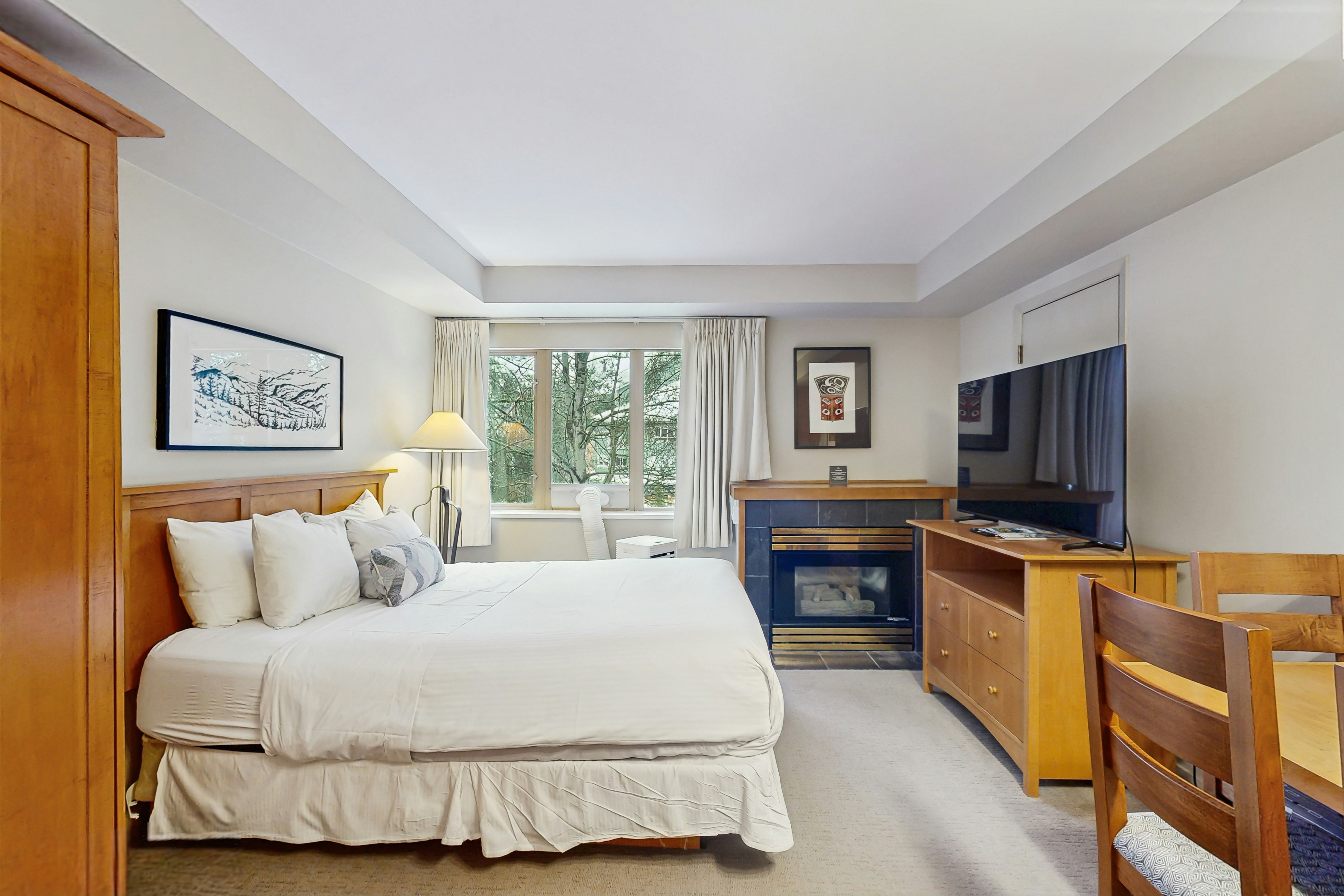 Whistler Peak Lodge 209