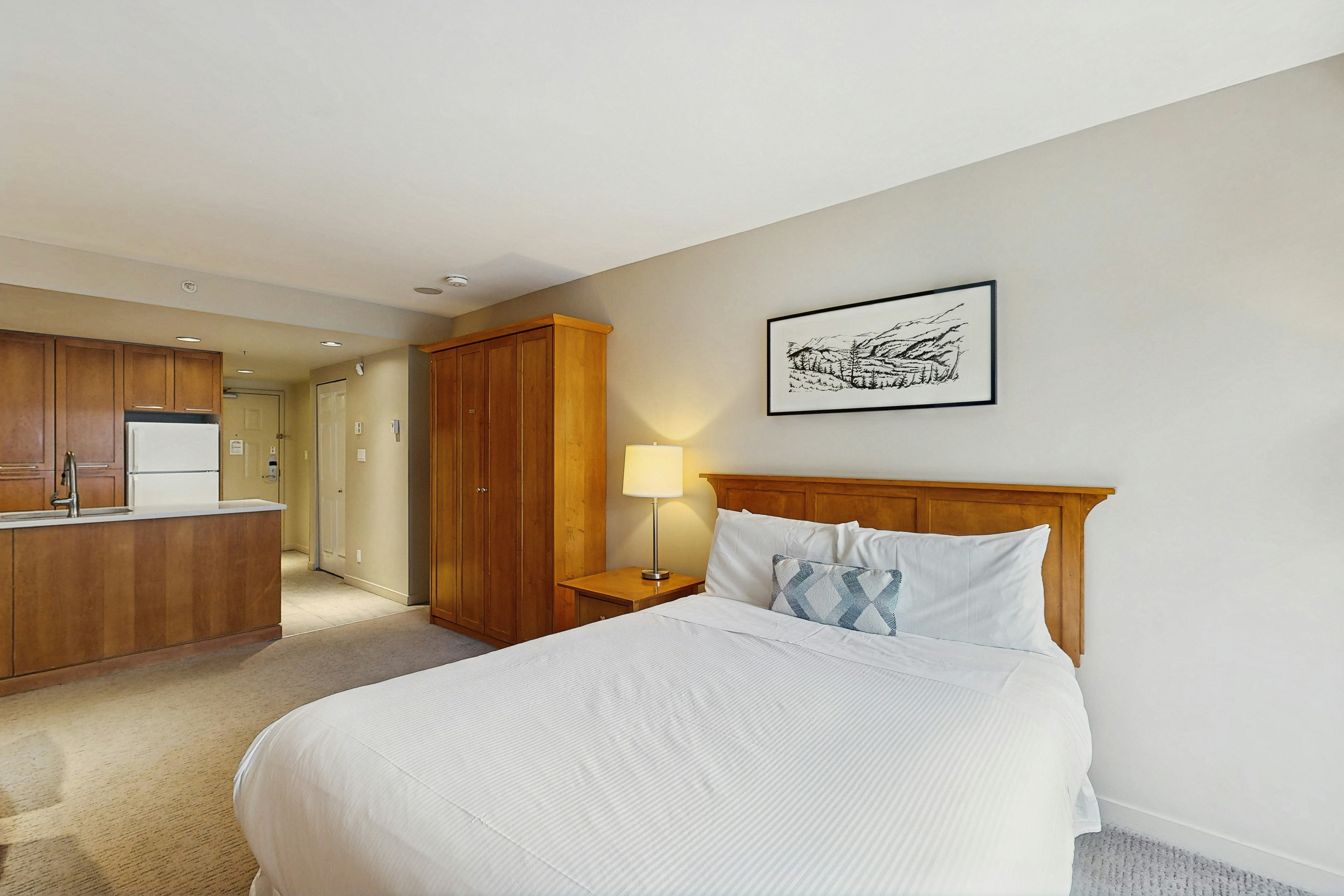 Whistler Peak Lodge 303