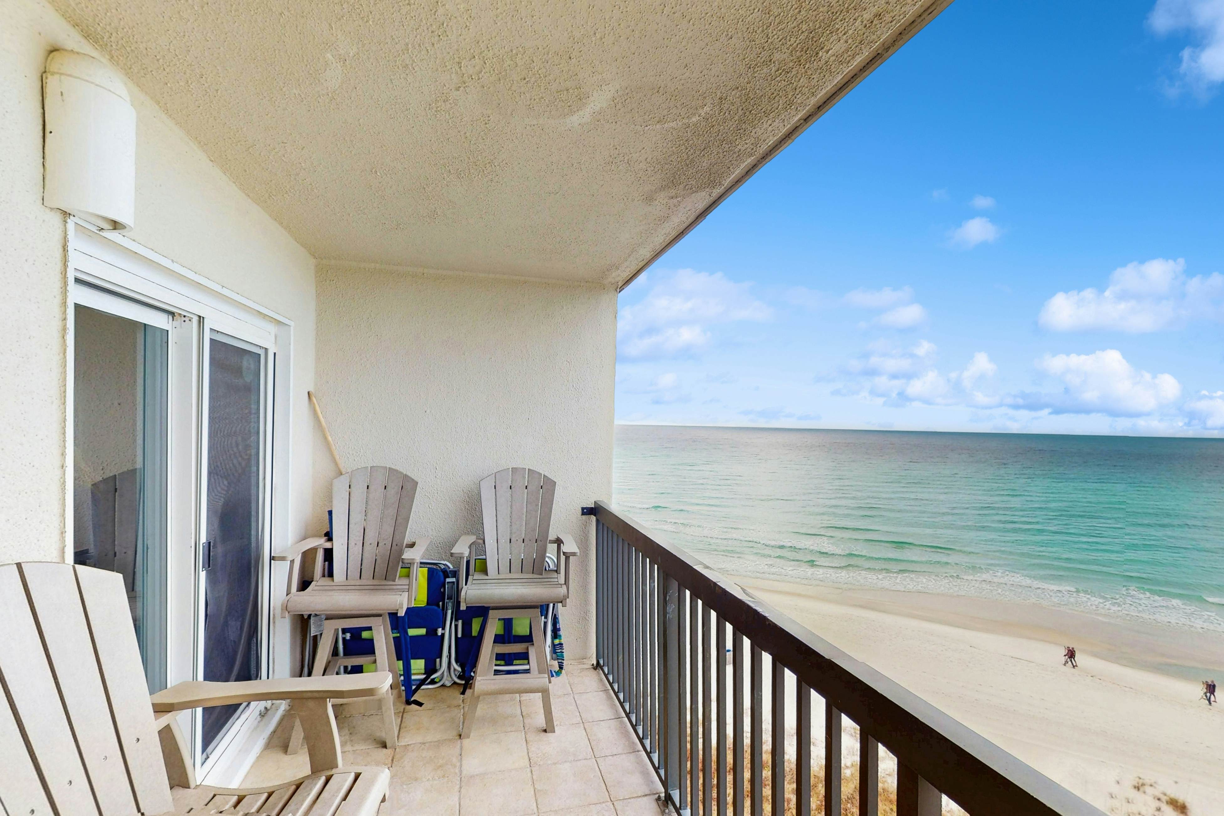 Pinnacle Port C2-702 - Seas The Day