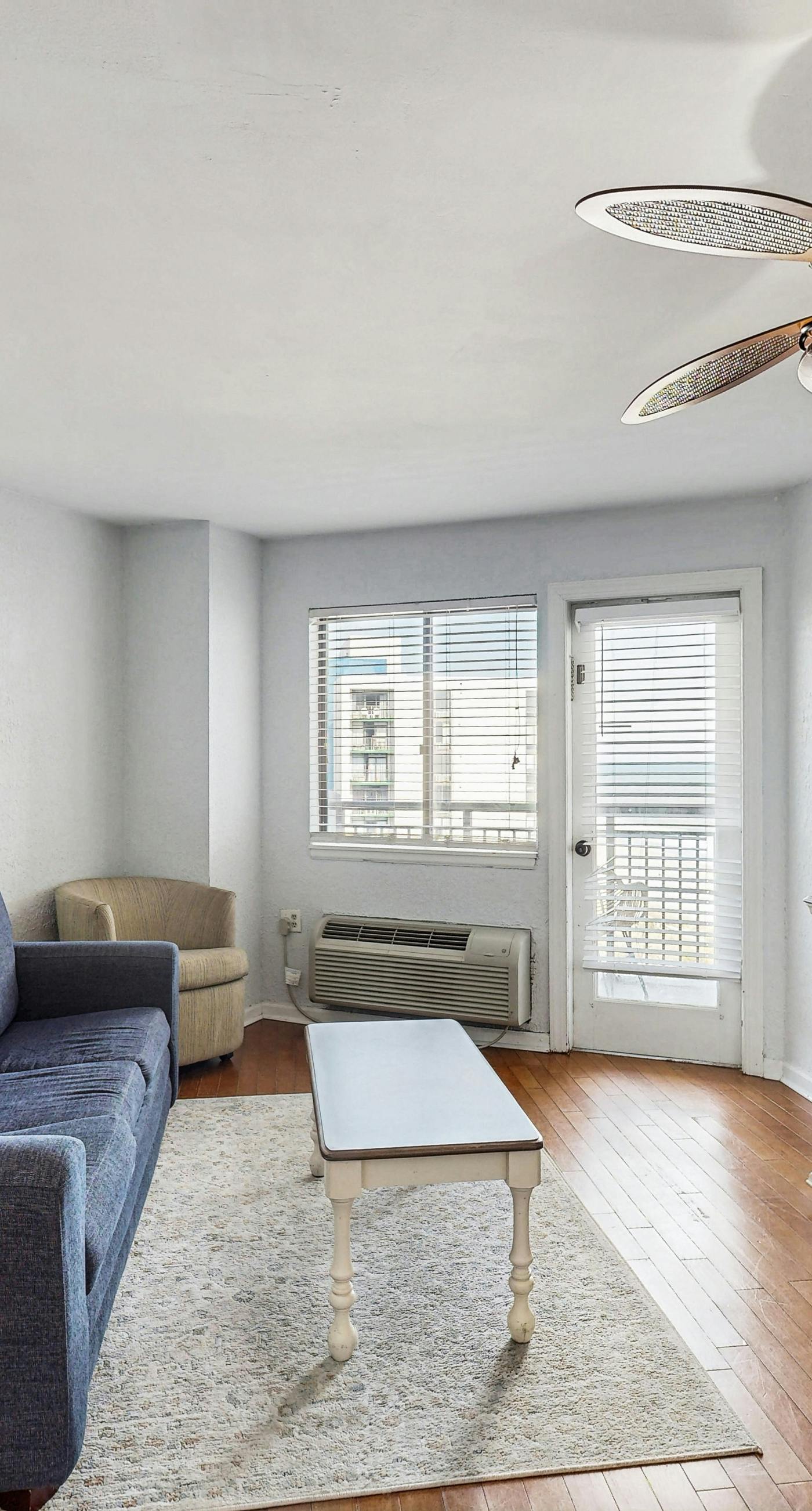 Bluewater Resort 1006