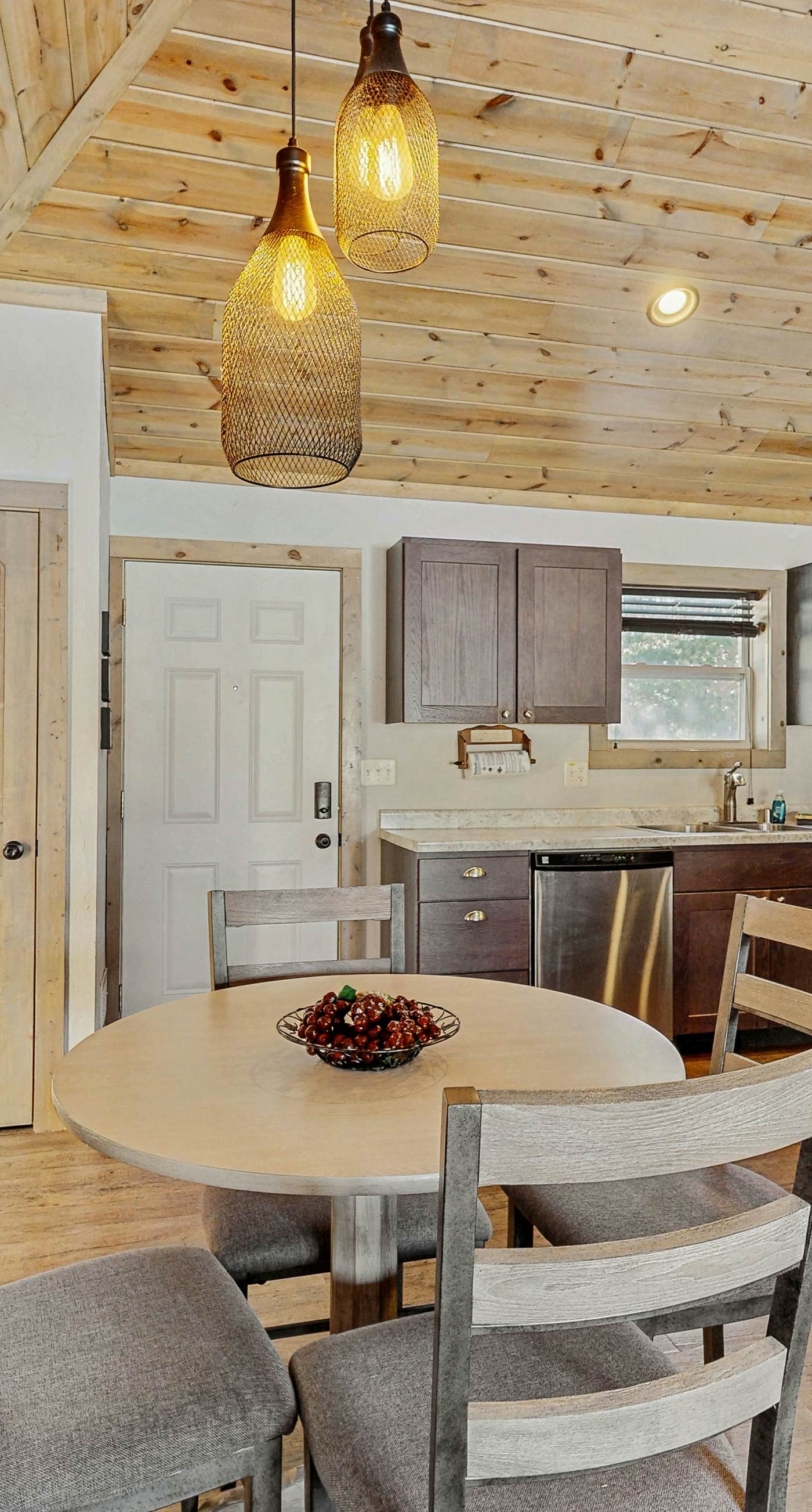 Cali's Fawn Lake Haven