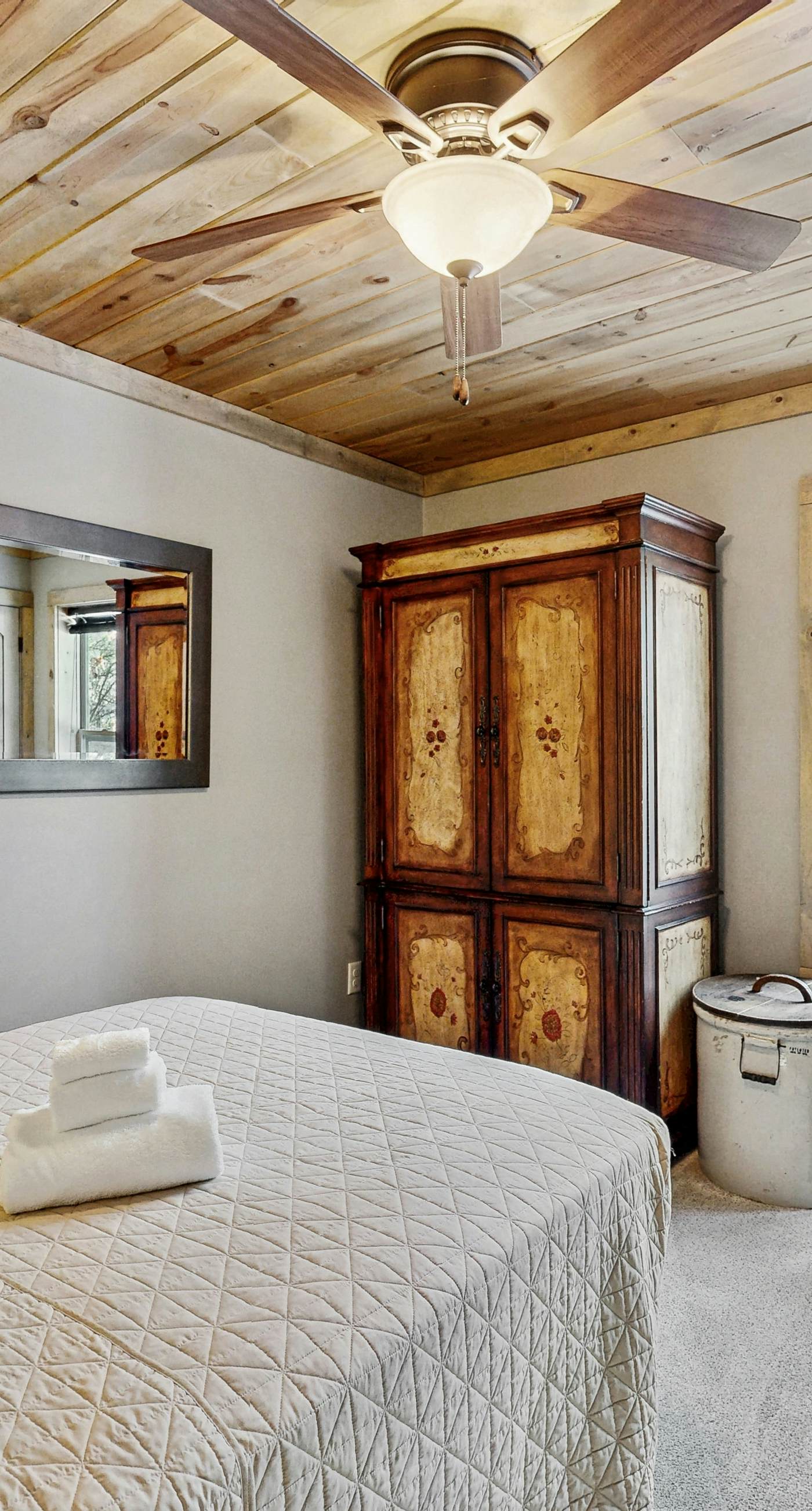 Cali's Fawn Lake Haven