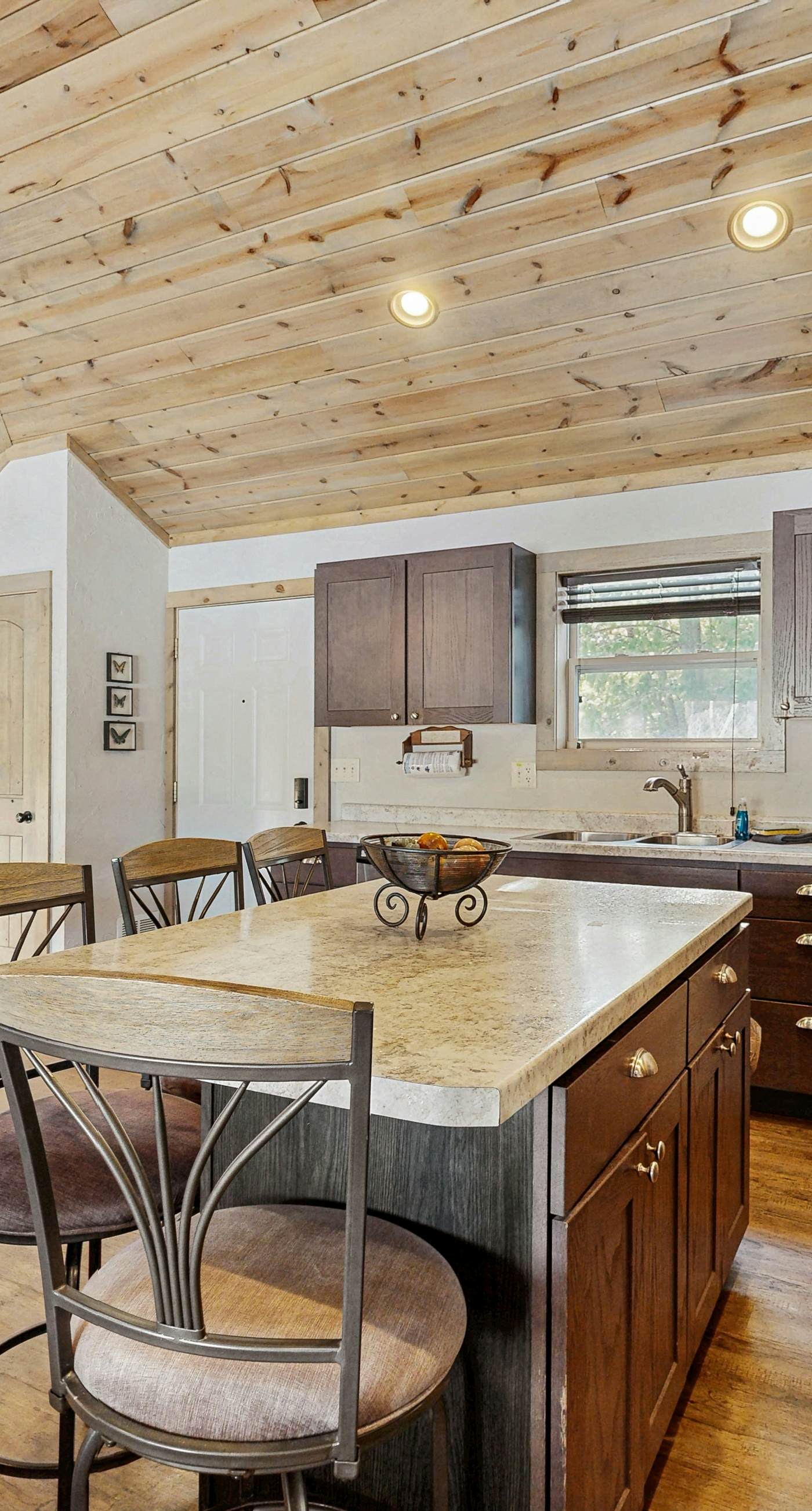 Cali's Fawn Lake Haven