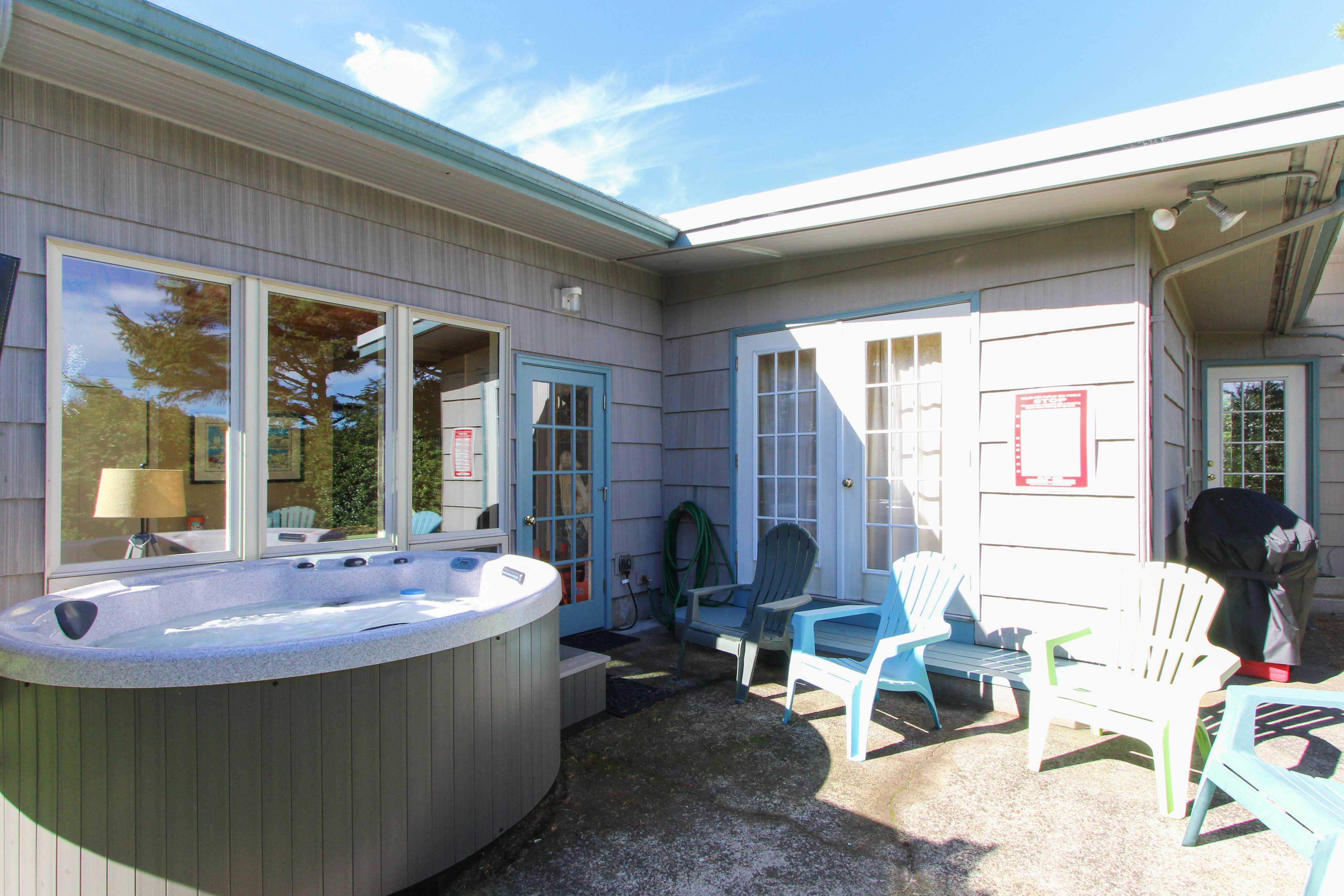 Jumping Scallops 3 BD Newport, OR Vacation Rental Vacasa