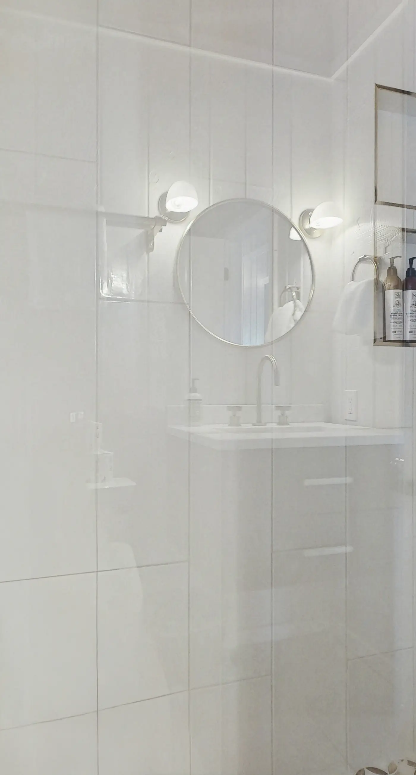 Little Pink Beach House - MCA 50622