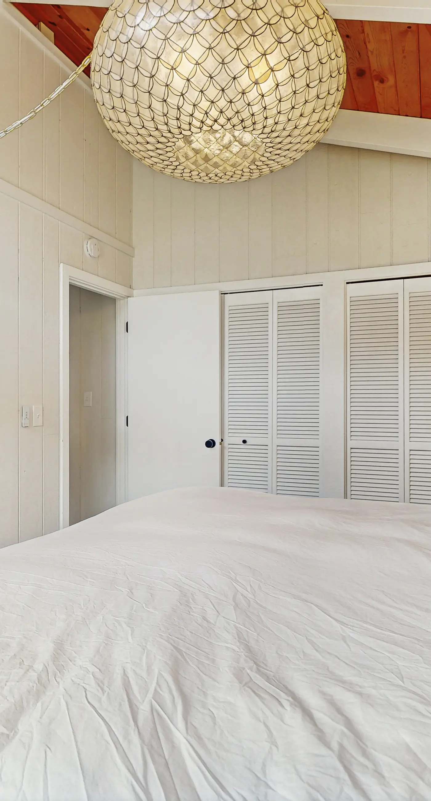 Little Pink Beach House - MCA 50622