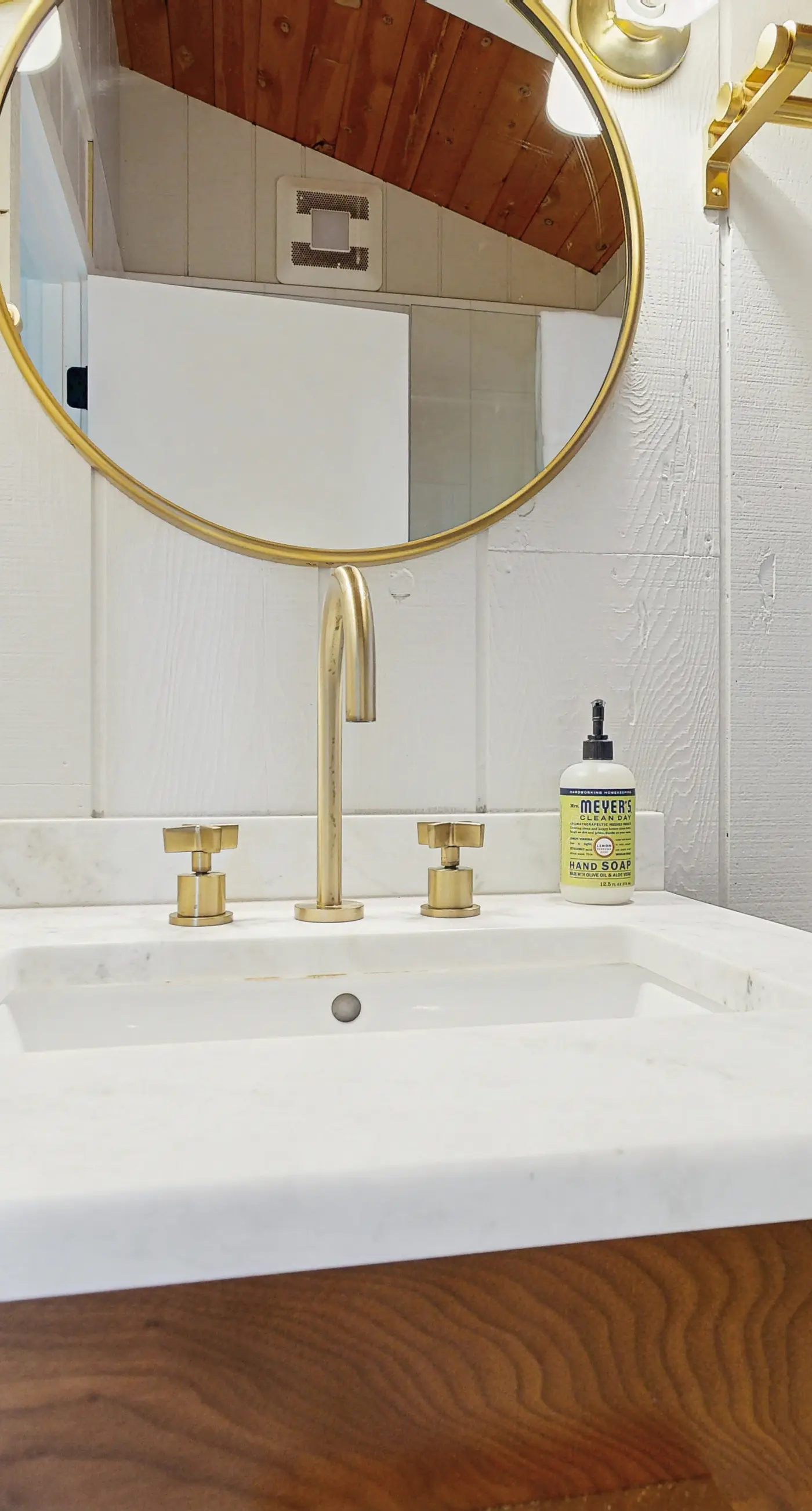 Little Pink Beach House - MCA 50622