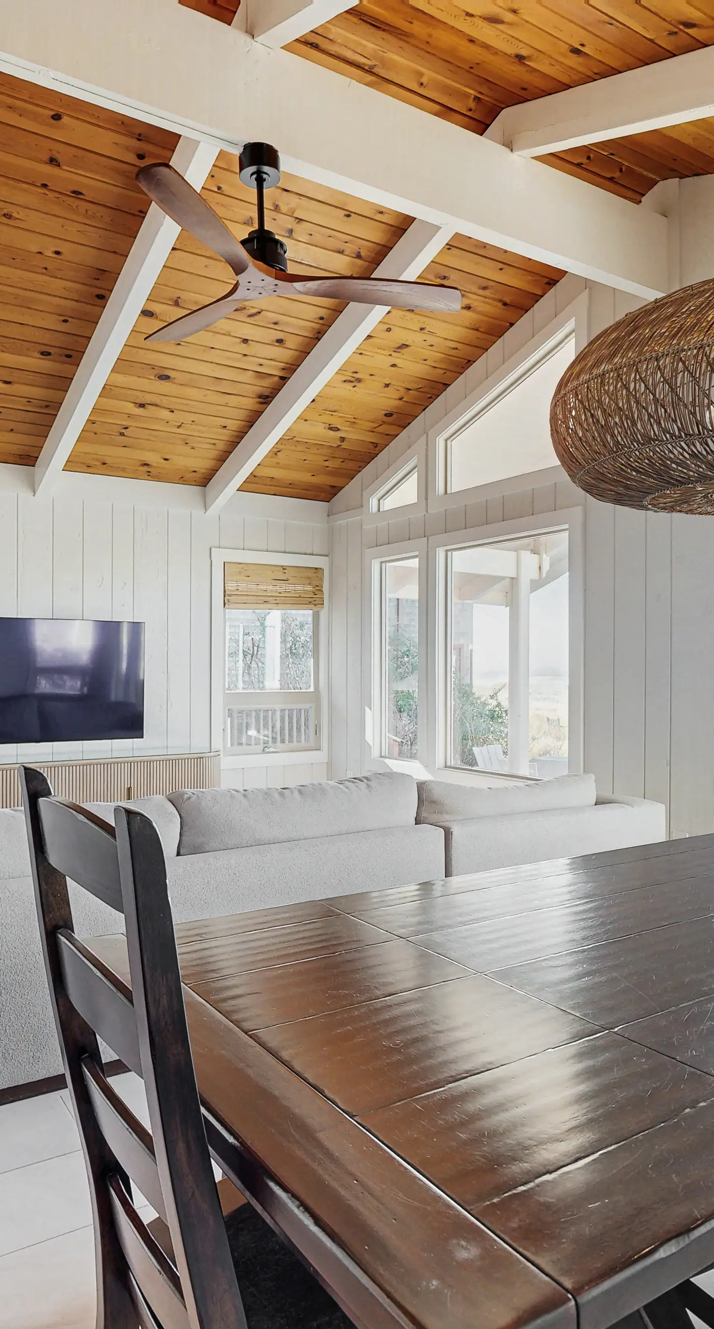 Little Pink Beach House - MCA 50622