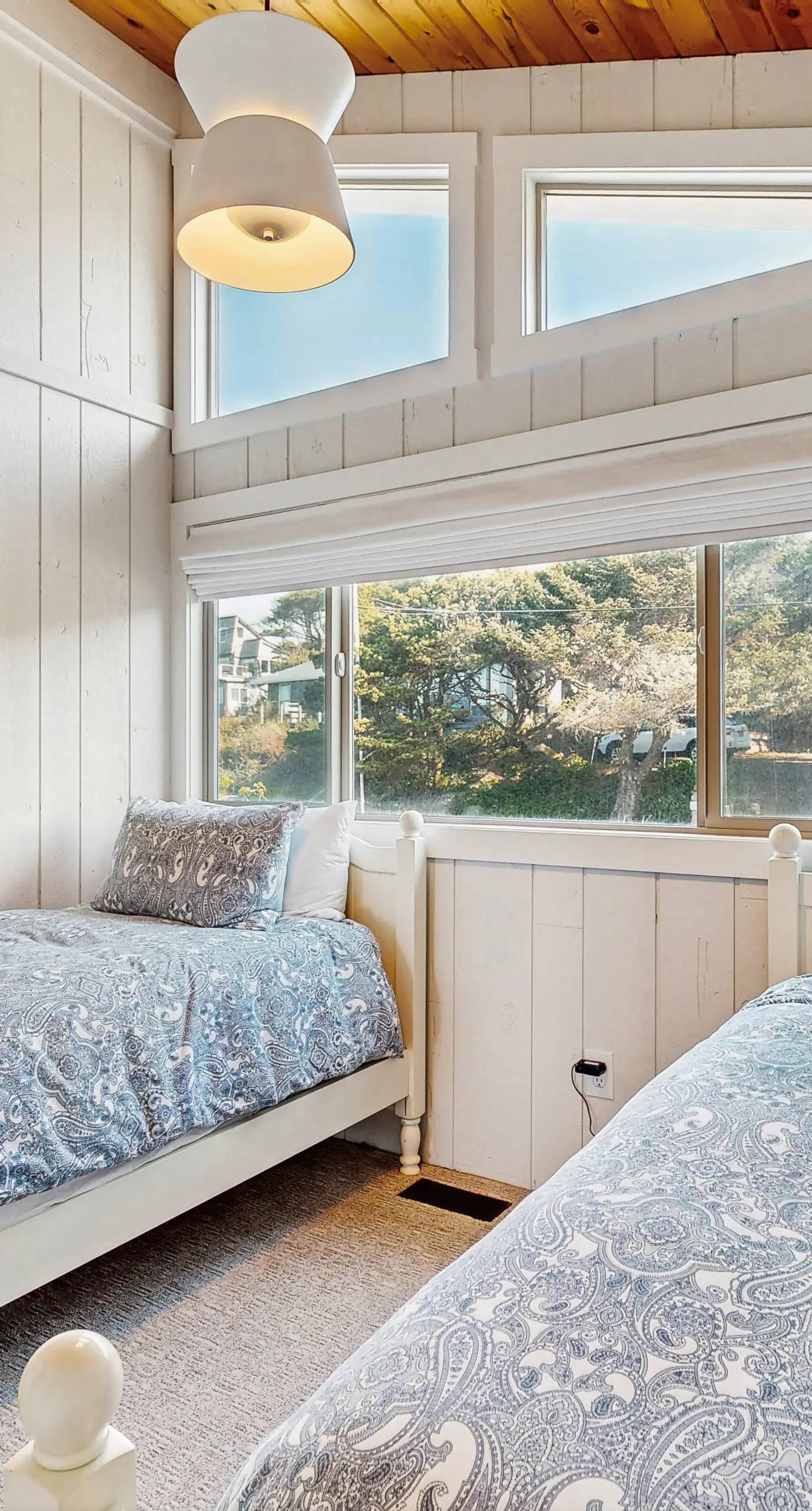 Little Pink Beach House - MCA 50622