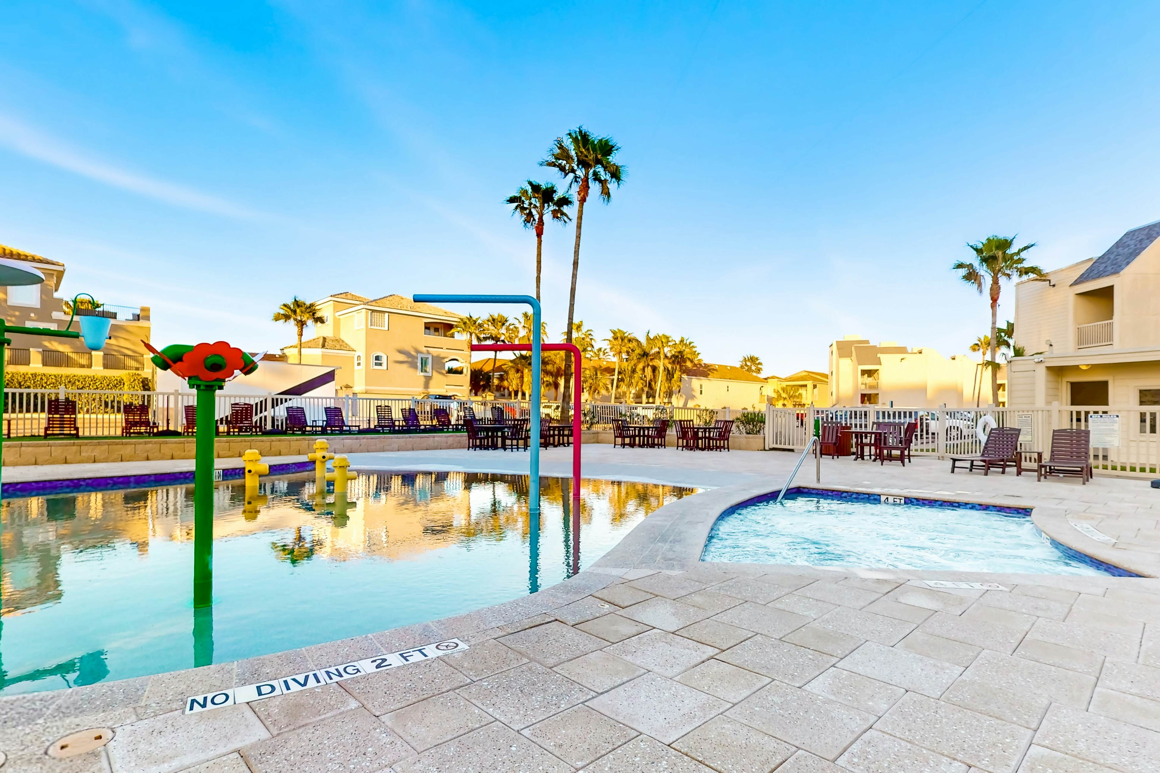 Solare Garden Villa 679F