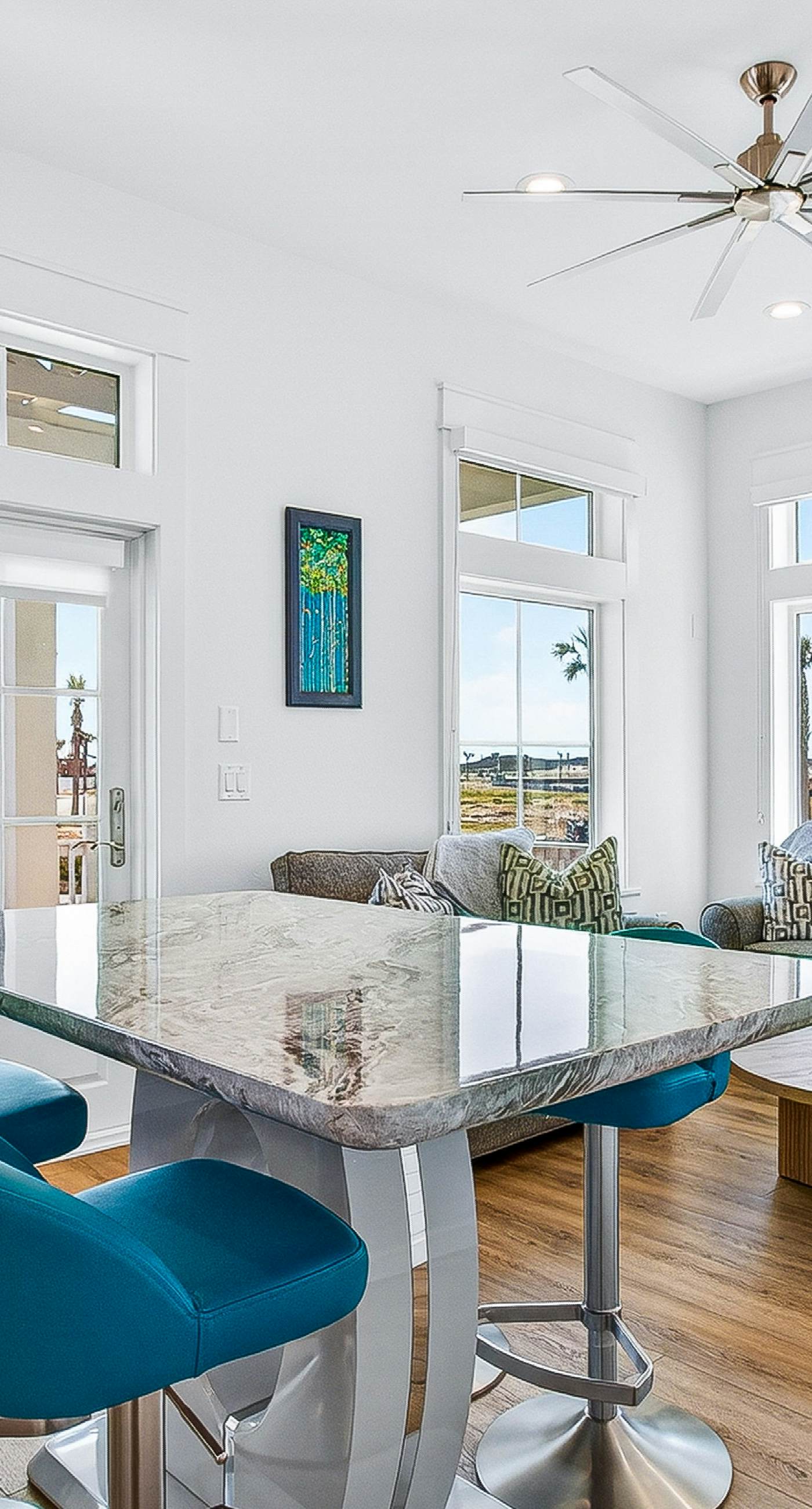 De Sand Tis In My Toes