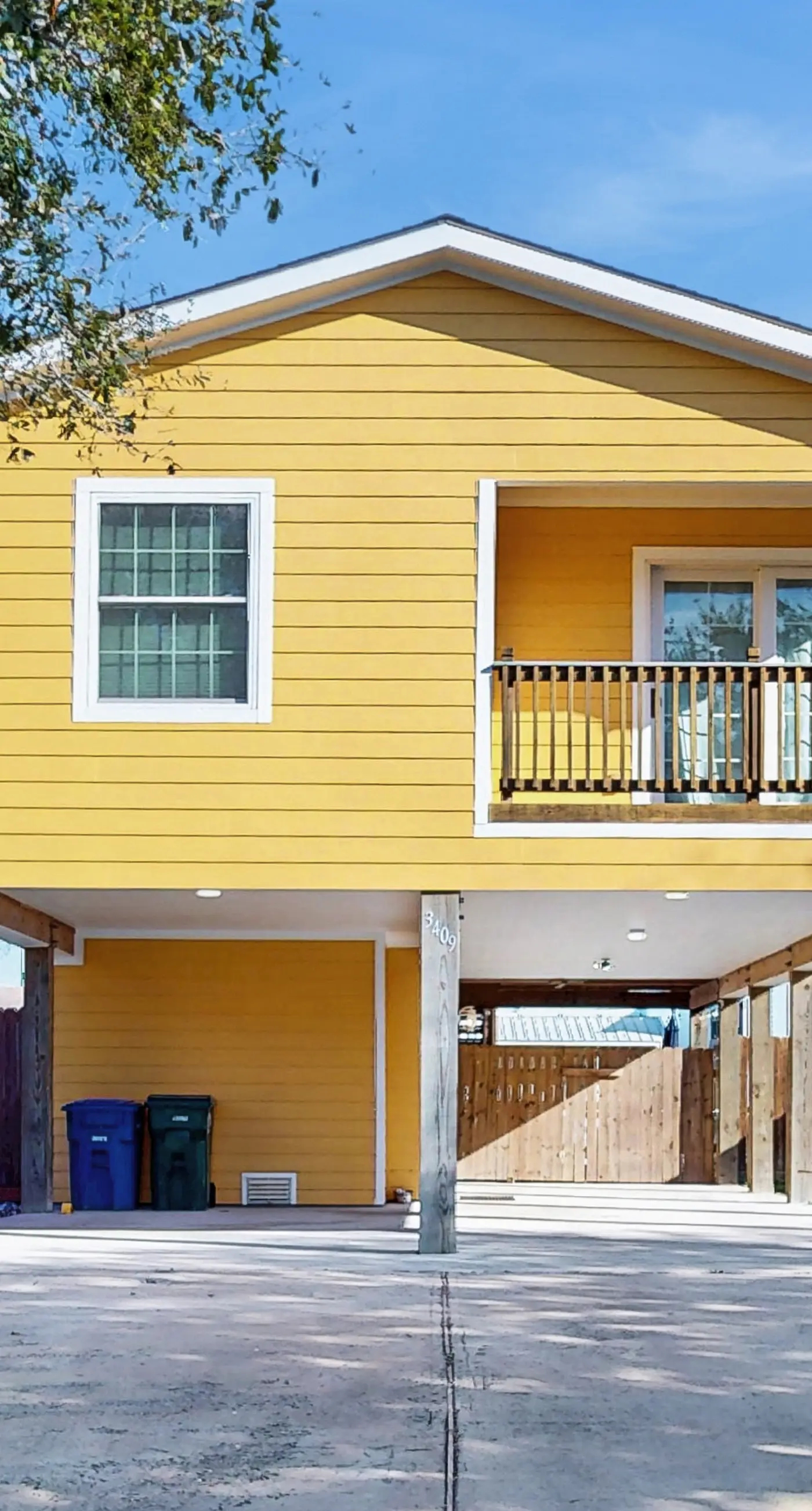 The Yellow House on Laguna Shores