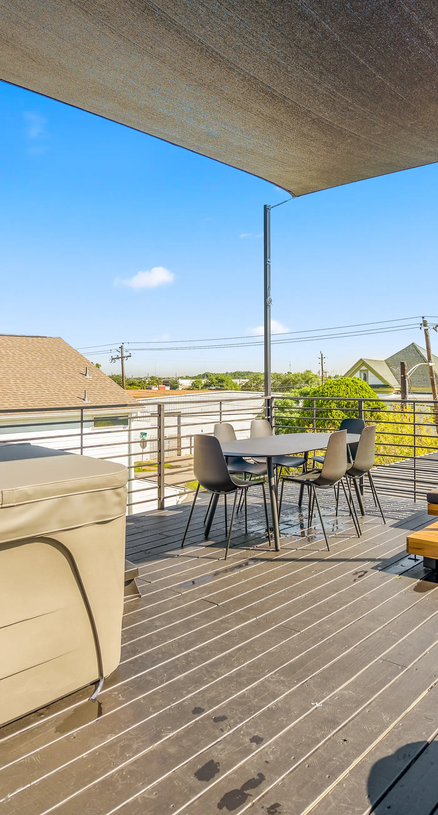 Avocado Container at EADO Juicebox