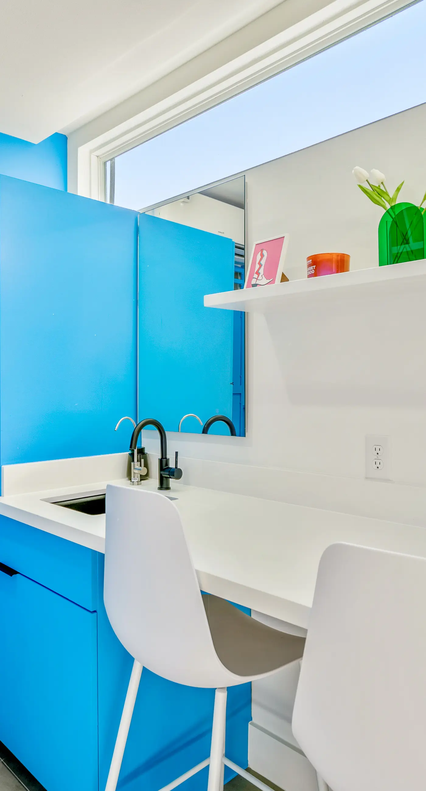 Blueberry Container at EADO Juicebox