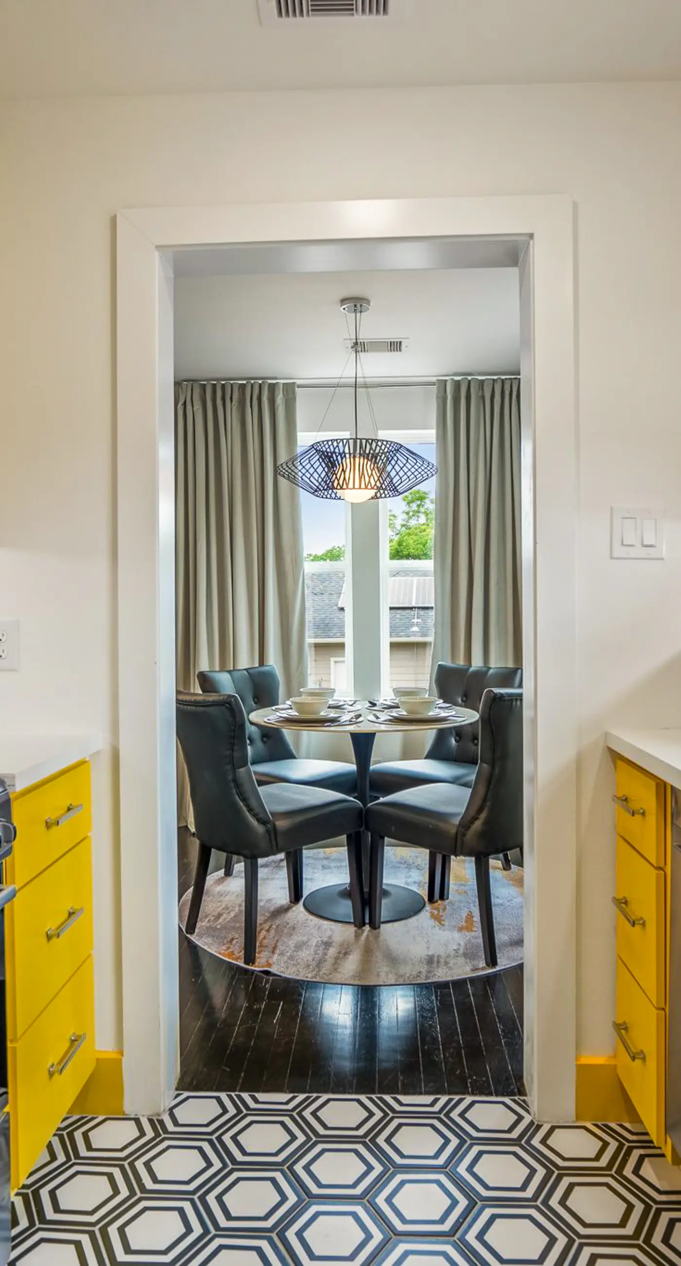 Mid-Century Mod-Pad - East Downtown