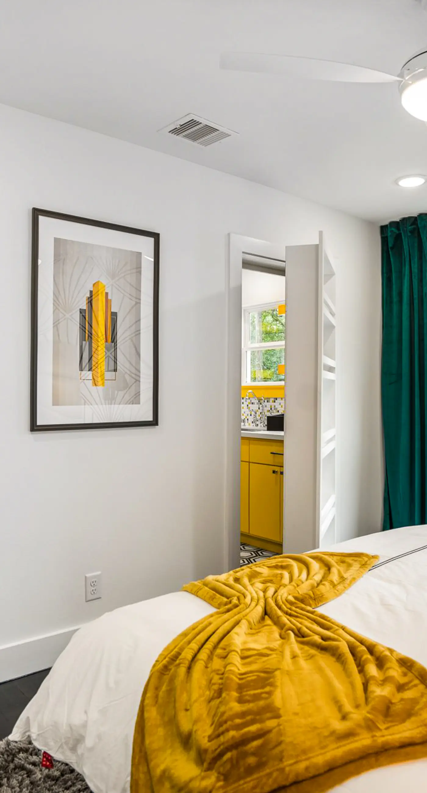 Mid-Century Mod-Pad - East Downtown