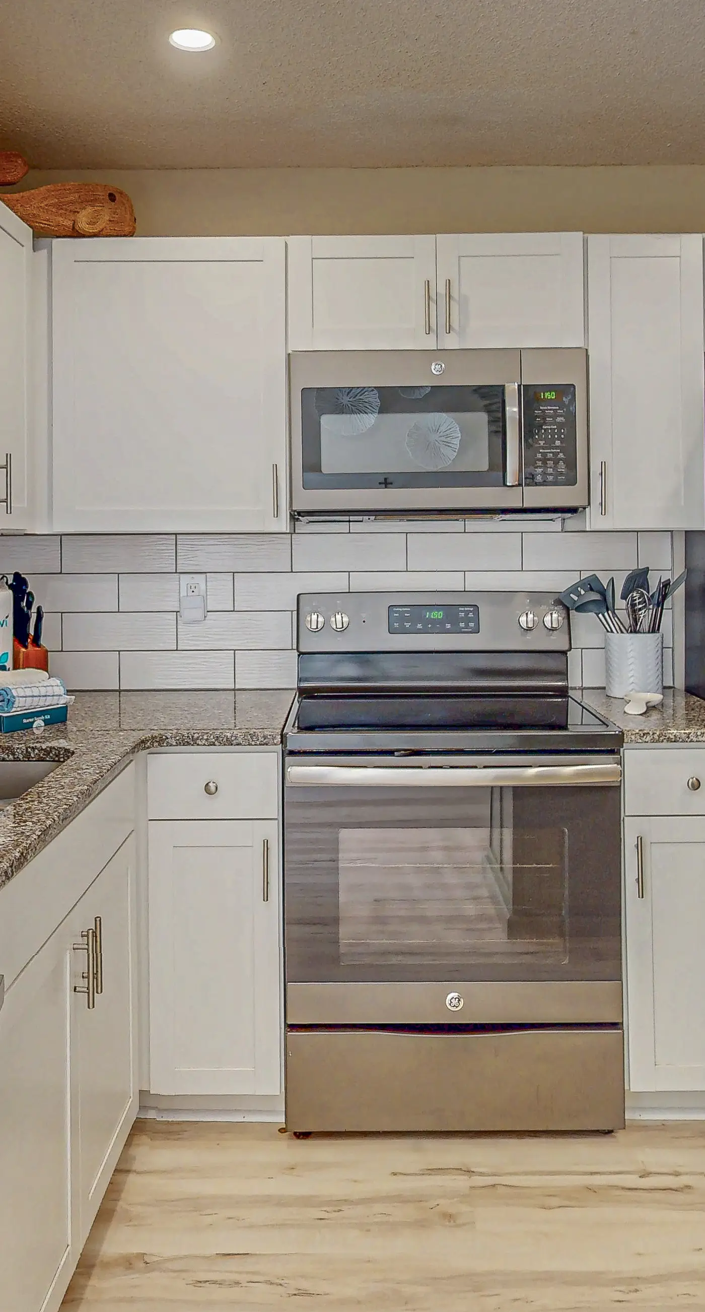 Spa on Port Royal Sound 1225