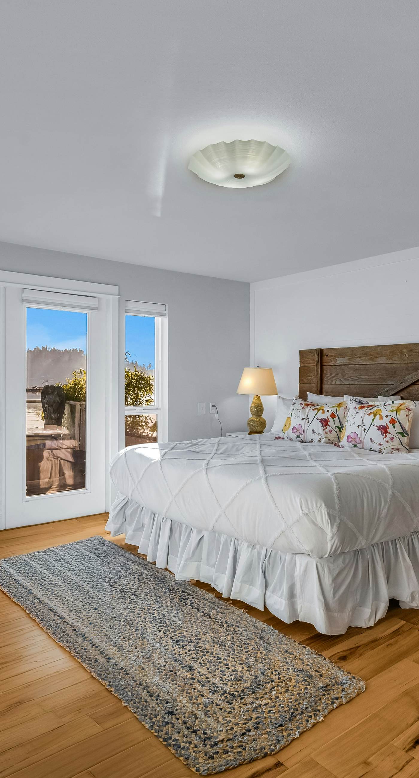 Shaws Cove Beachouse