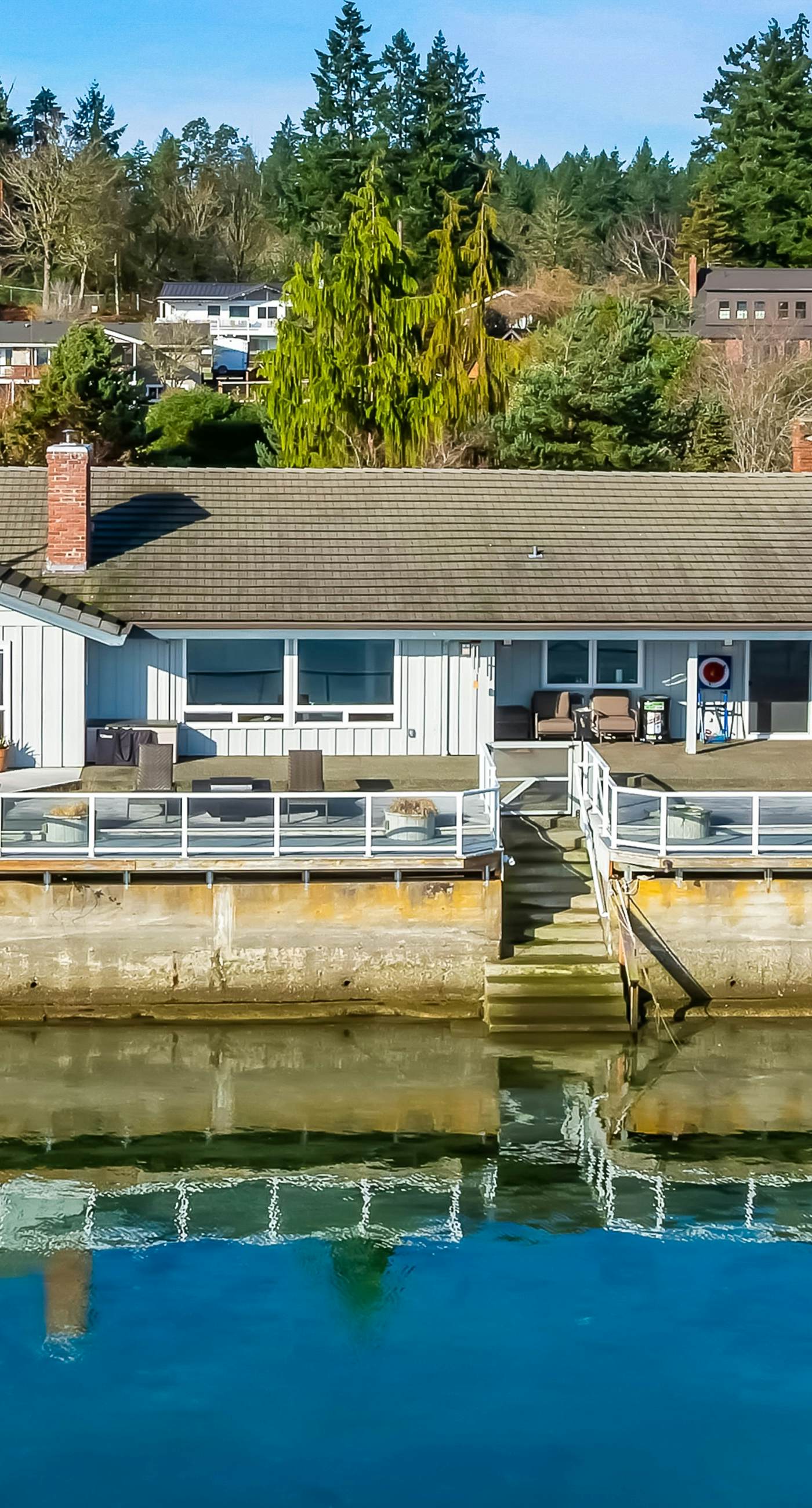 Shaws Cove Beachouse