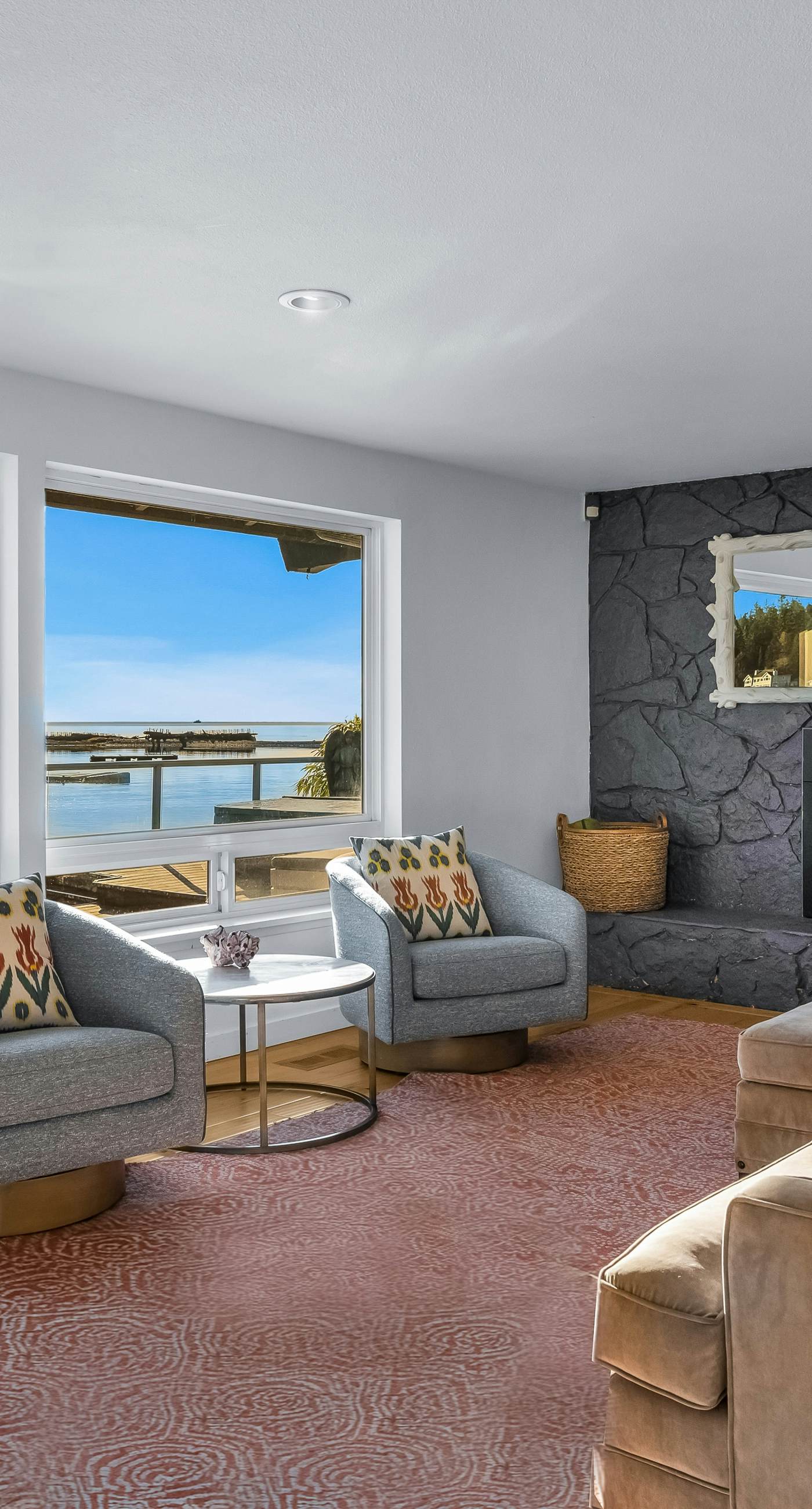 Shaws Cove Beachouse