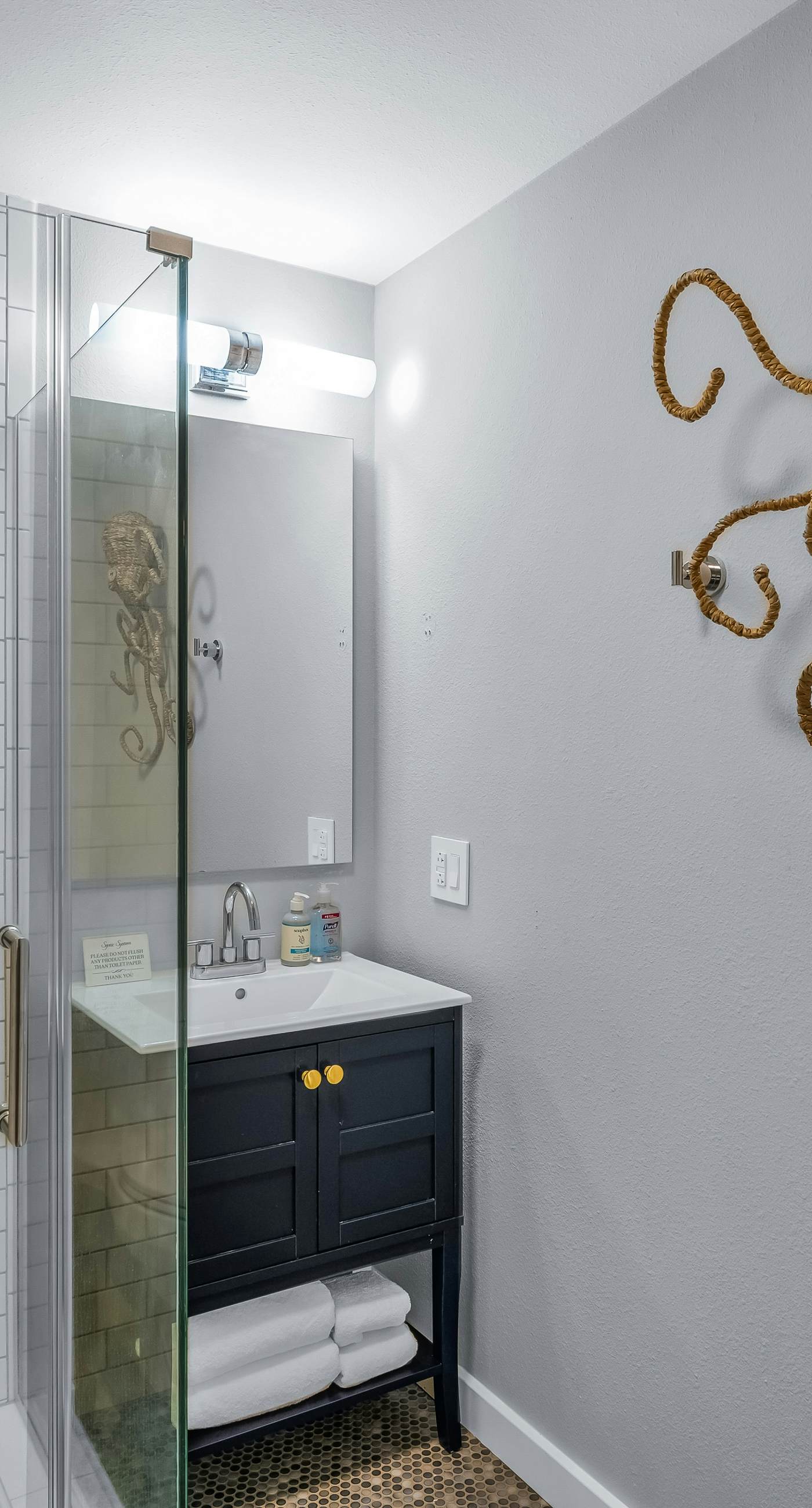 Shaws Cove Beachouse