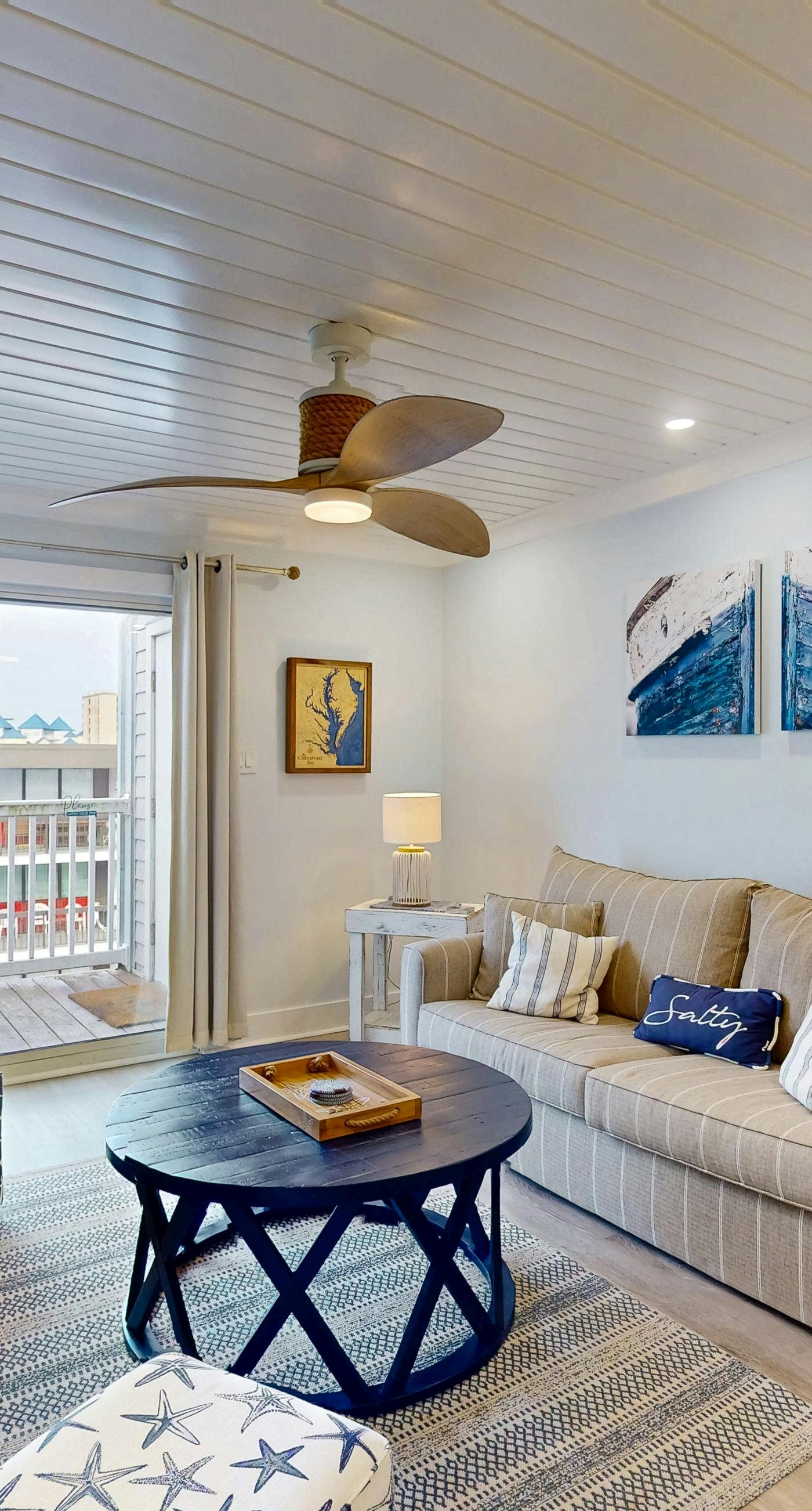 Tiffanie By The Sea 323D