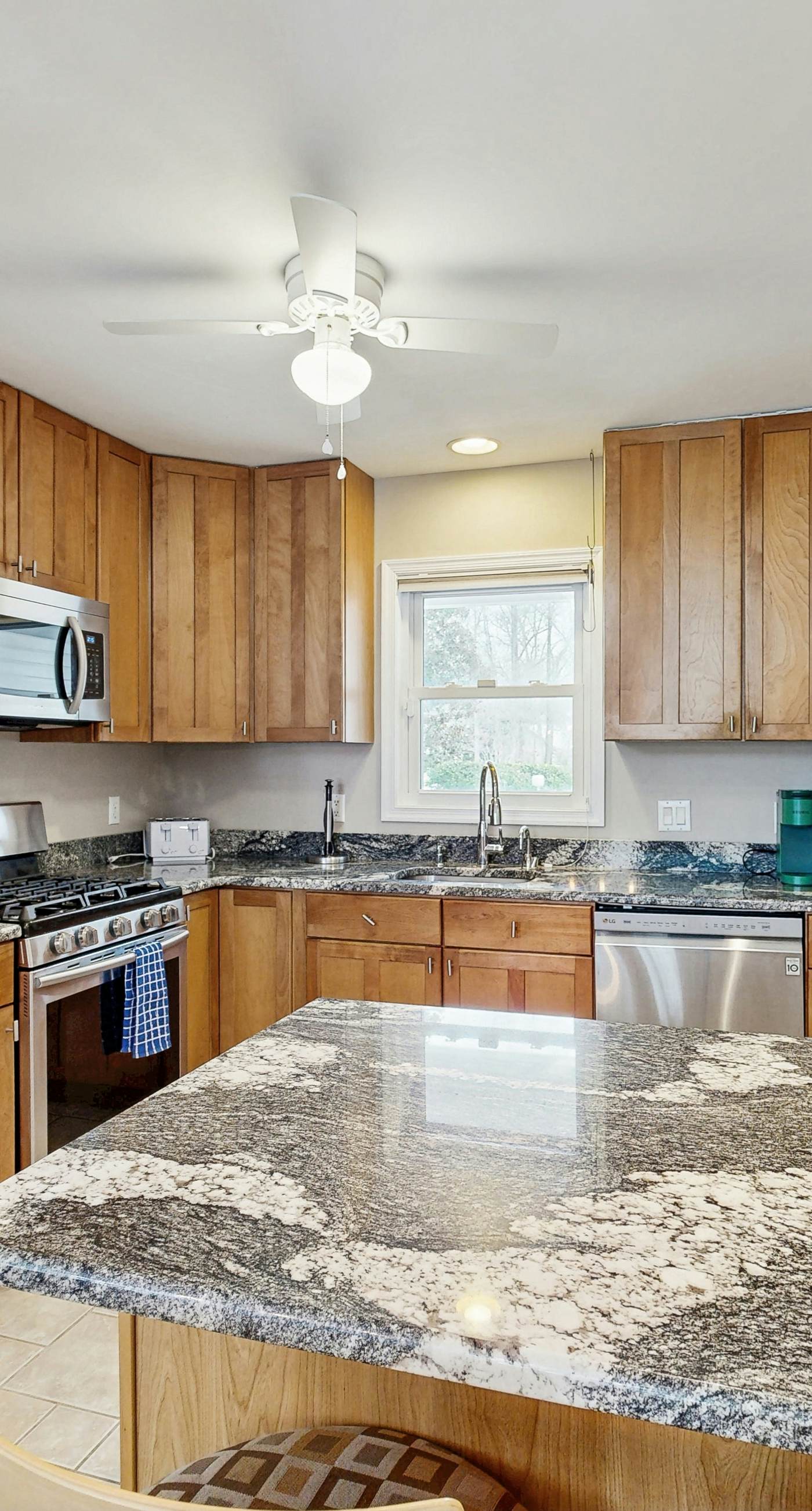 Salt Pond - 702 Fox Tail Dr