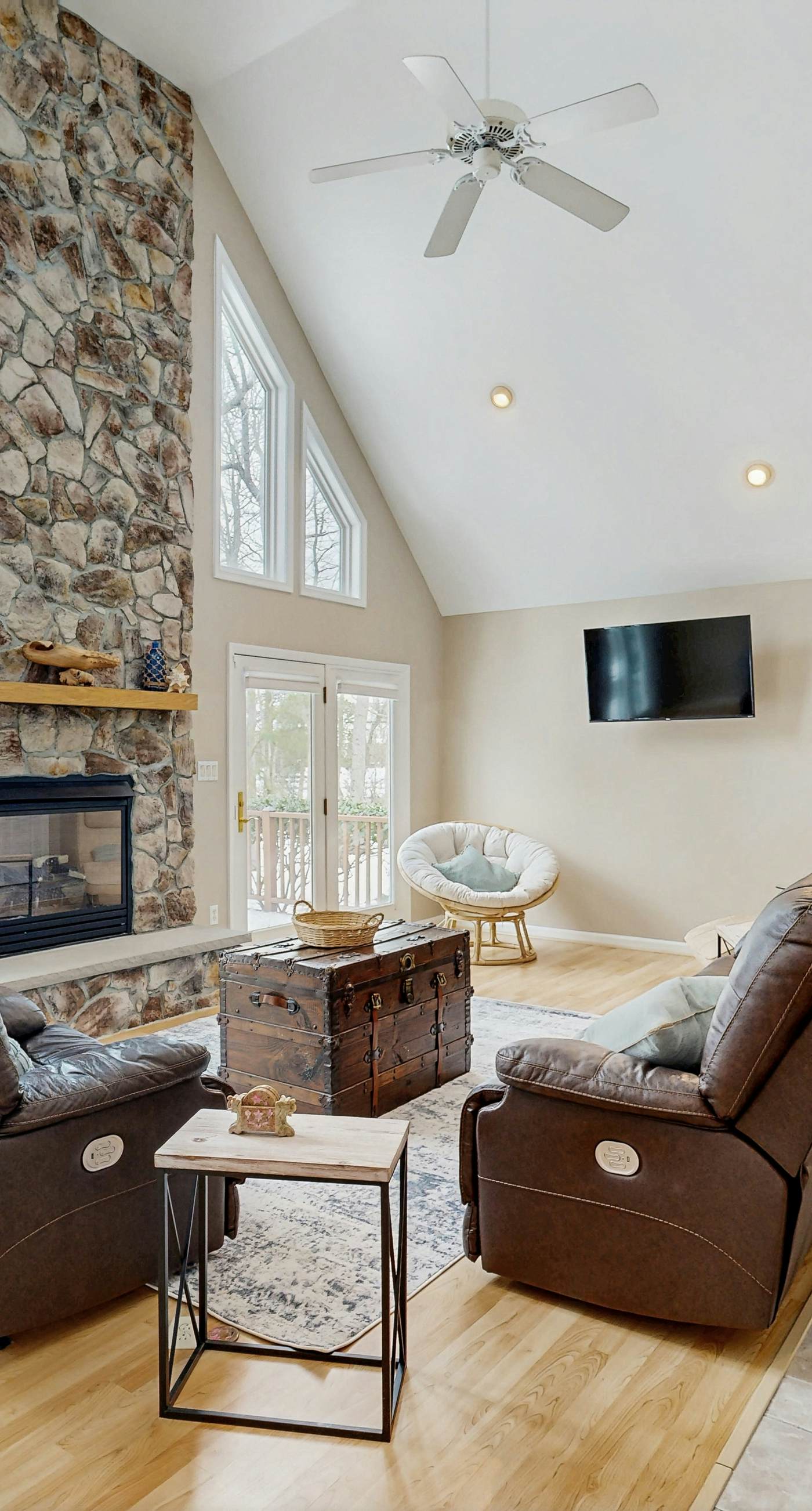 Salt Pond - 702 Fox Tail Dr